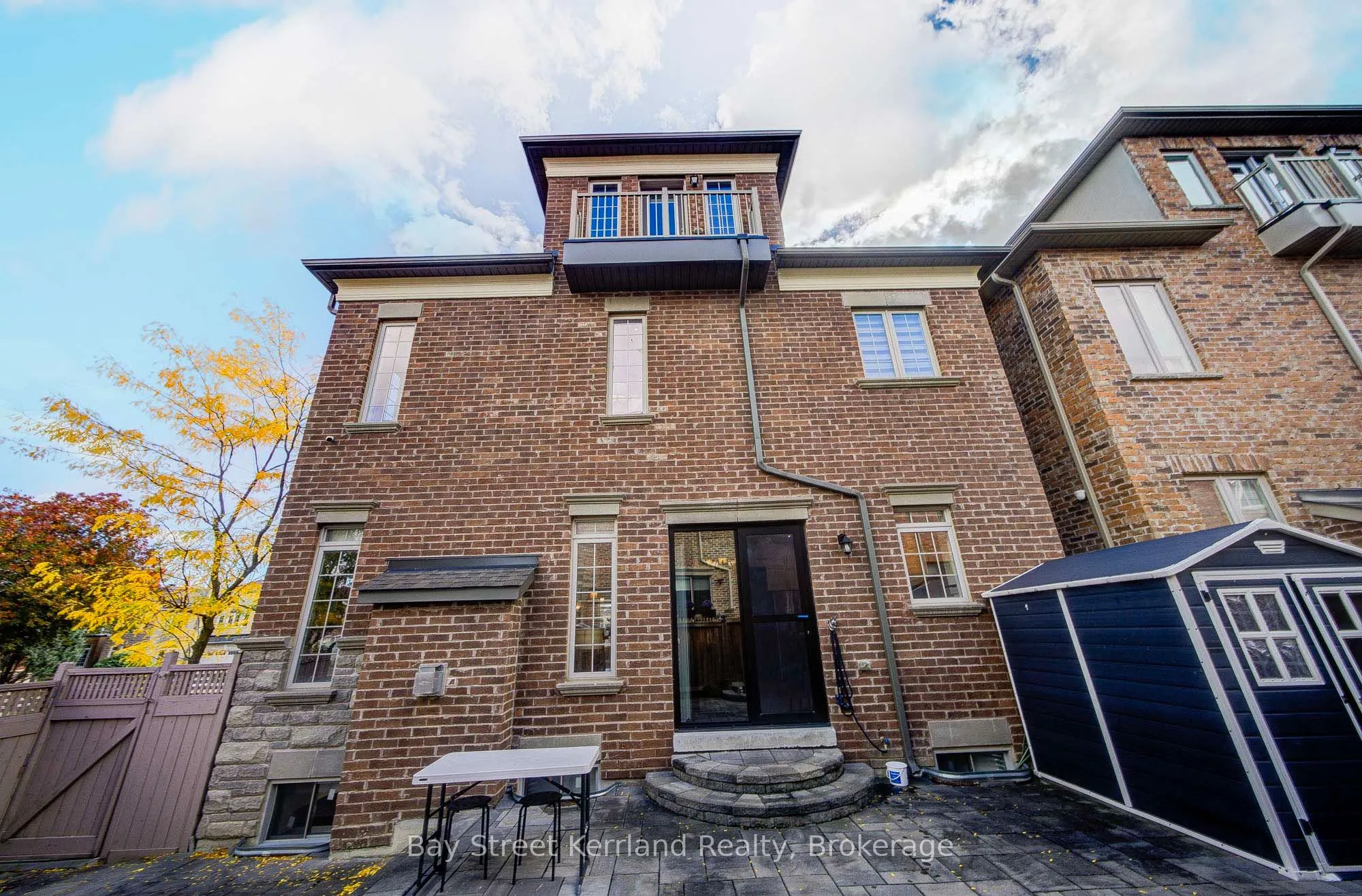 36 WILLOW HEIGHTS Boulevard