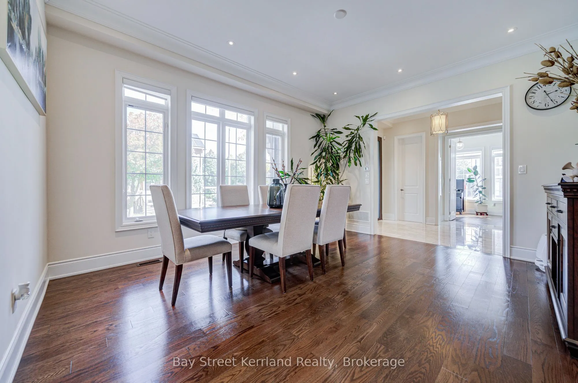 36 WILLOW HEIGHTS Boulevard