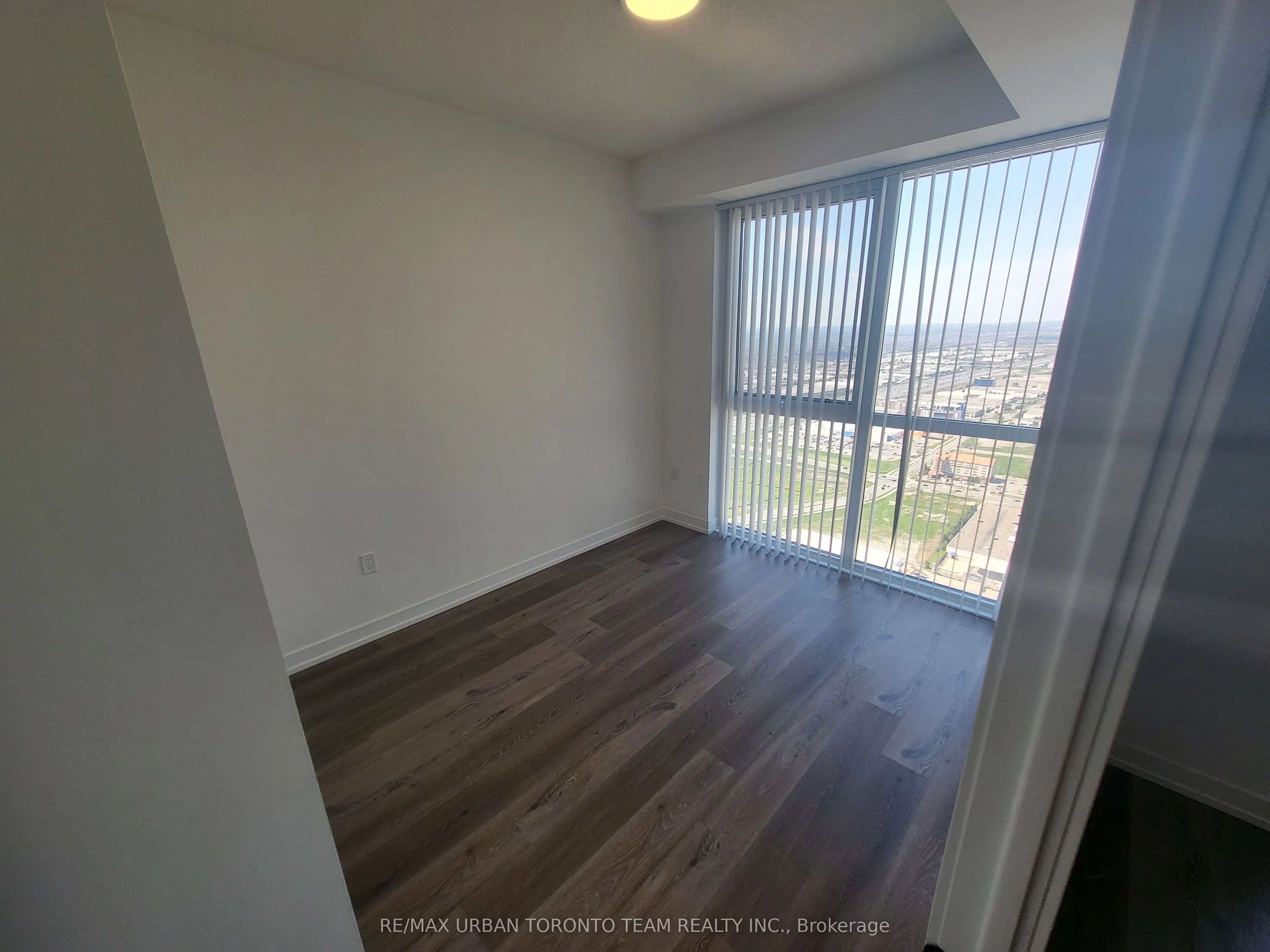 225 Commerce St Street #5910