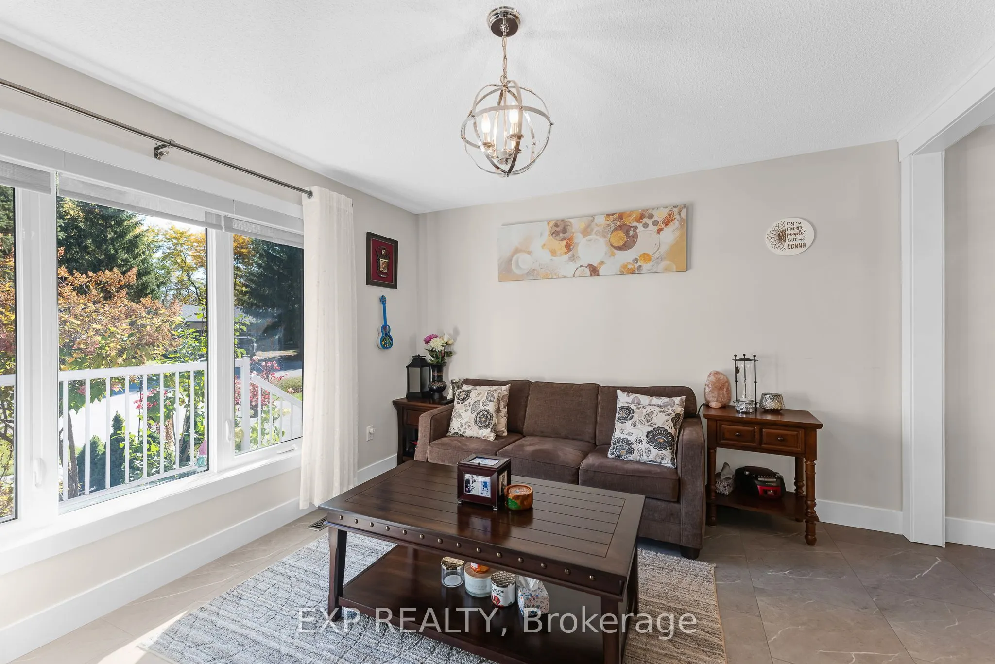 4 Burbank Circle