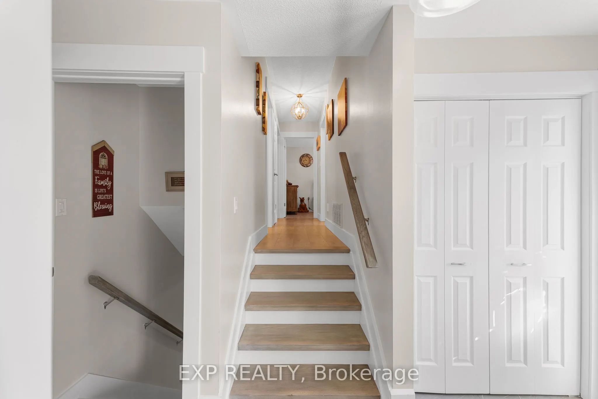 4 Burbank Circle