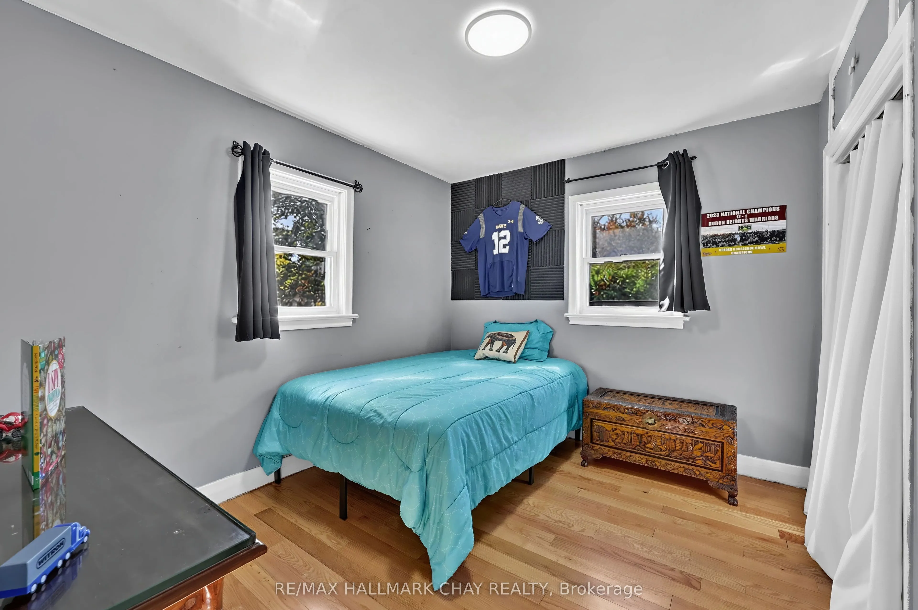 90 Roxborough Road