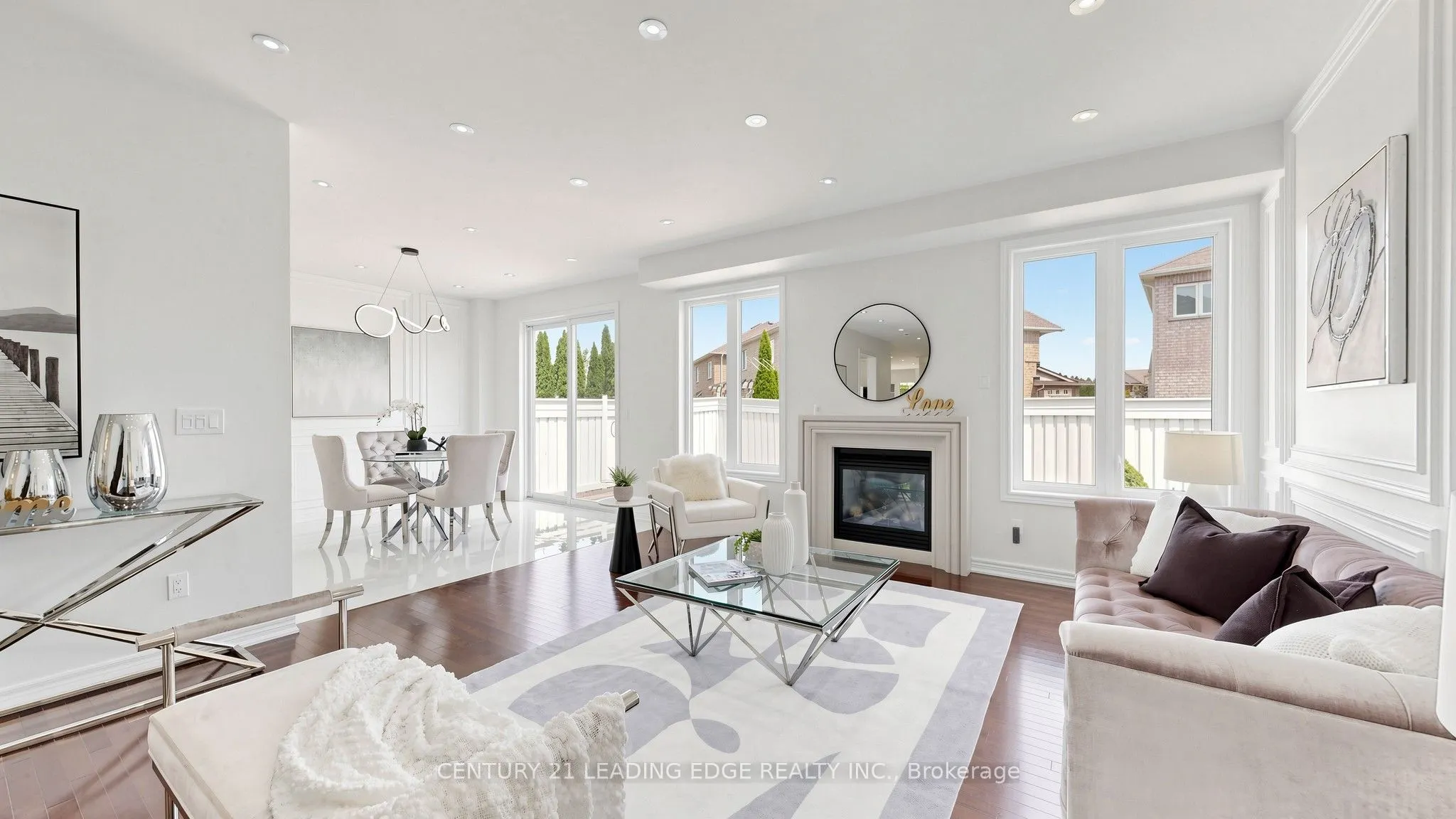 7 Philips Lake Court