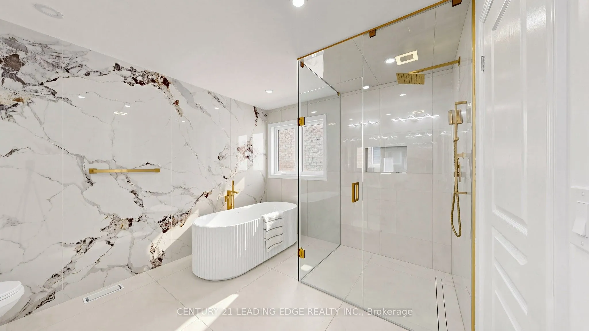 7 Philips Lake Court