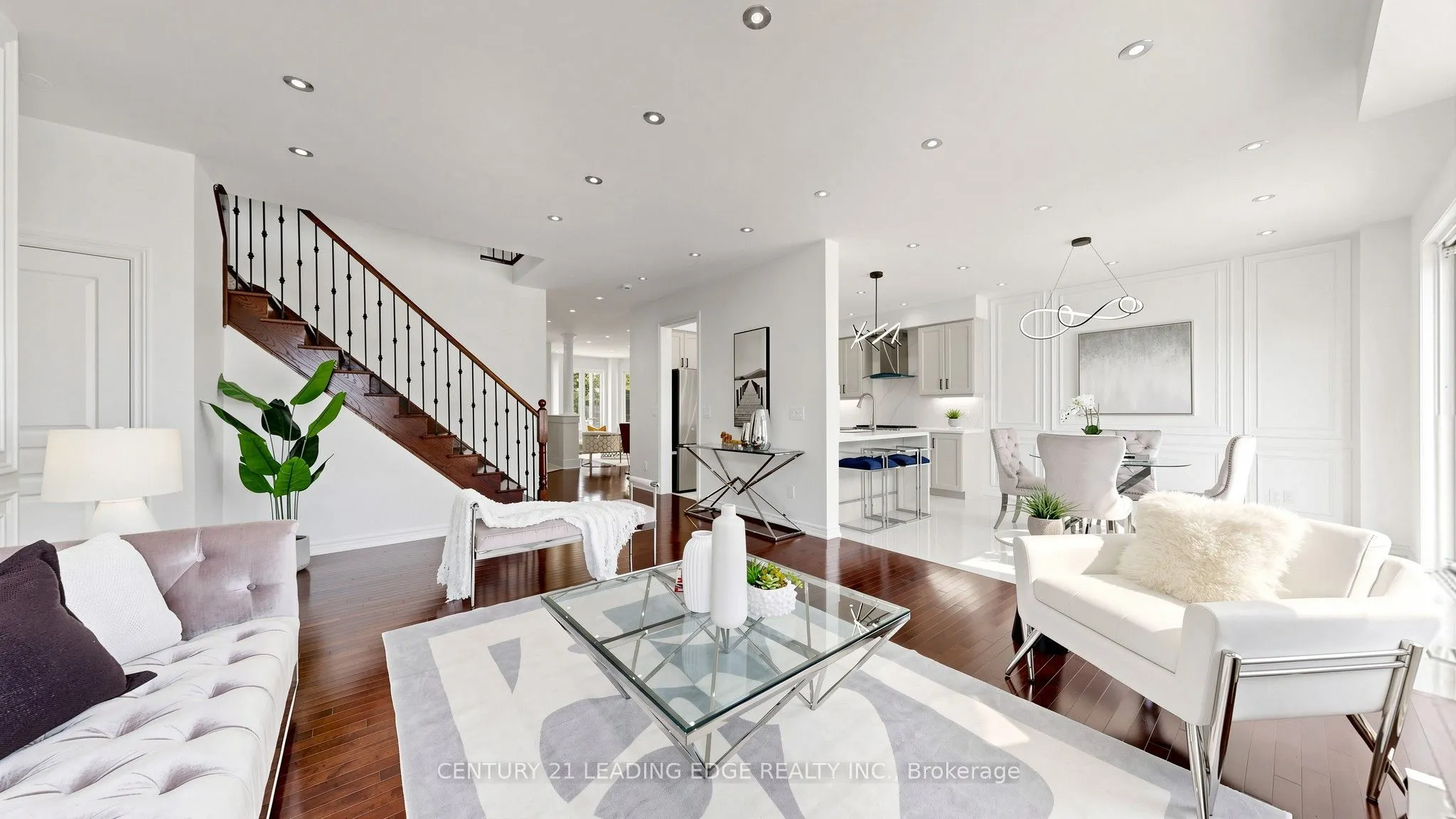 7 Philips Lake Court