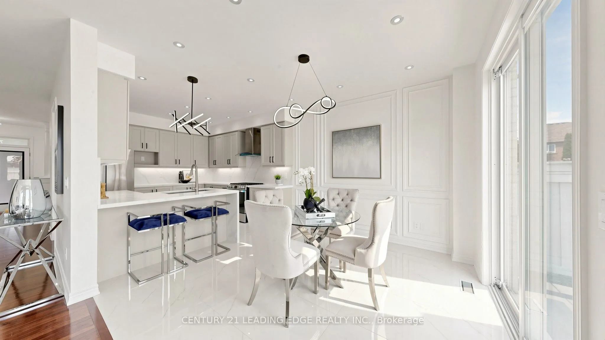 7 Philips Lake Court