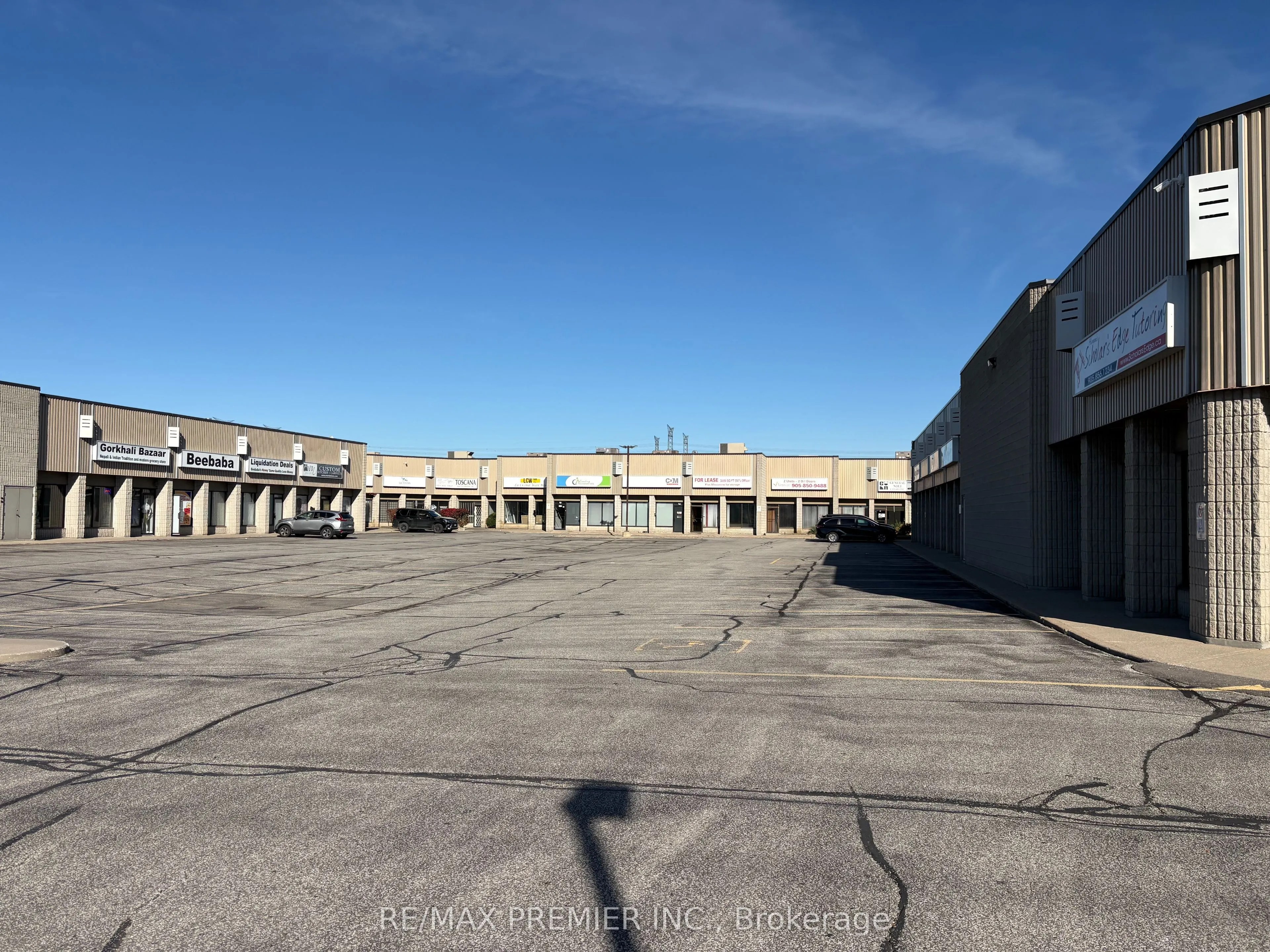 4300 Steeles Avenue W #15 & 16