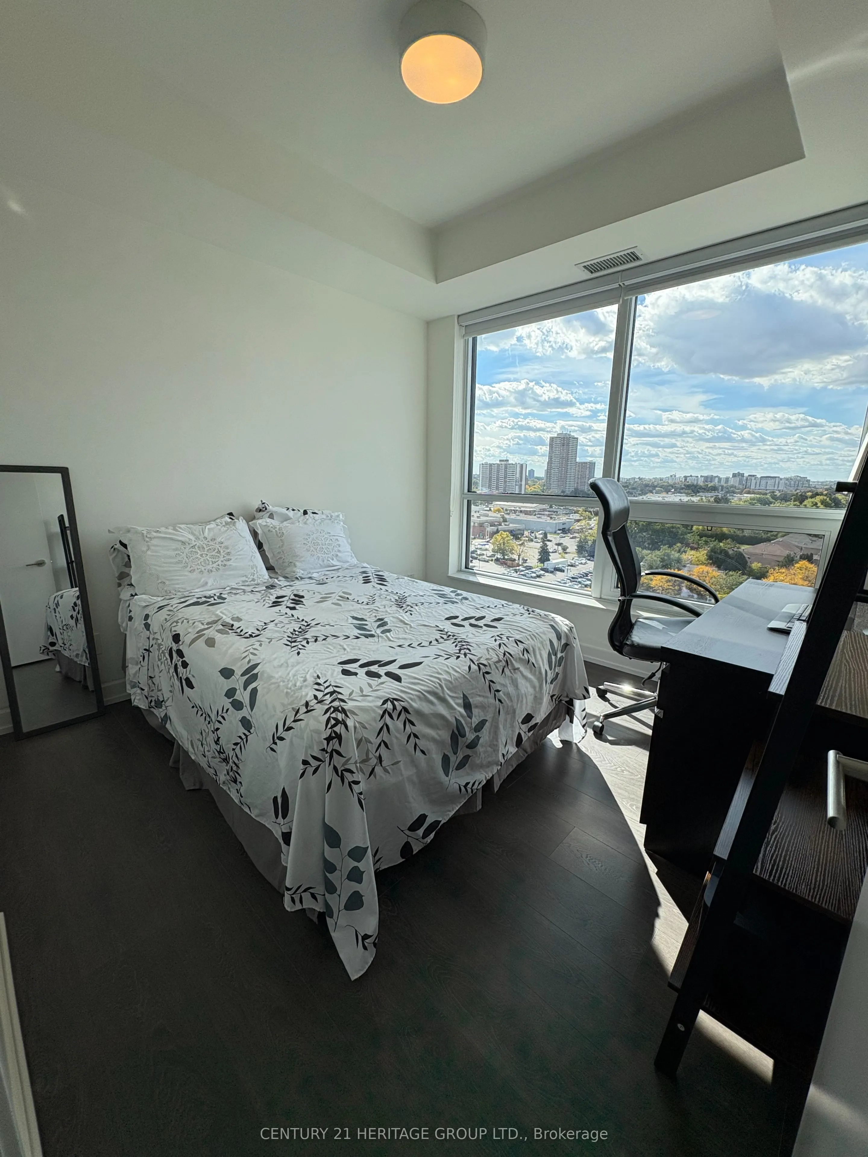 1 Grandview Avenue #1002