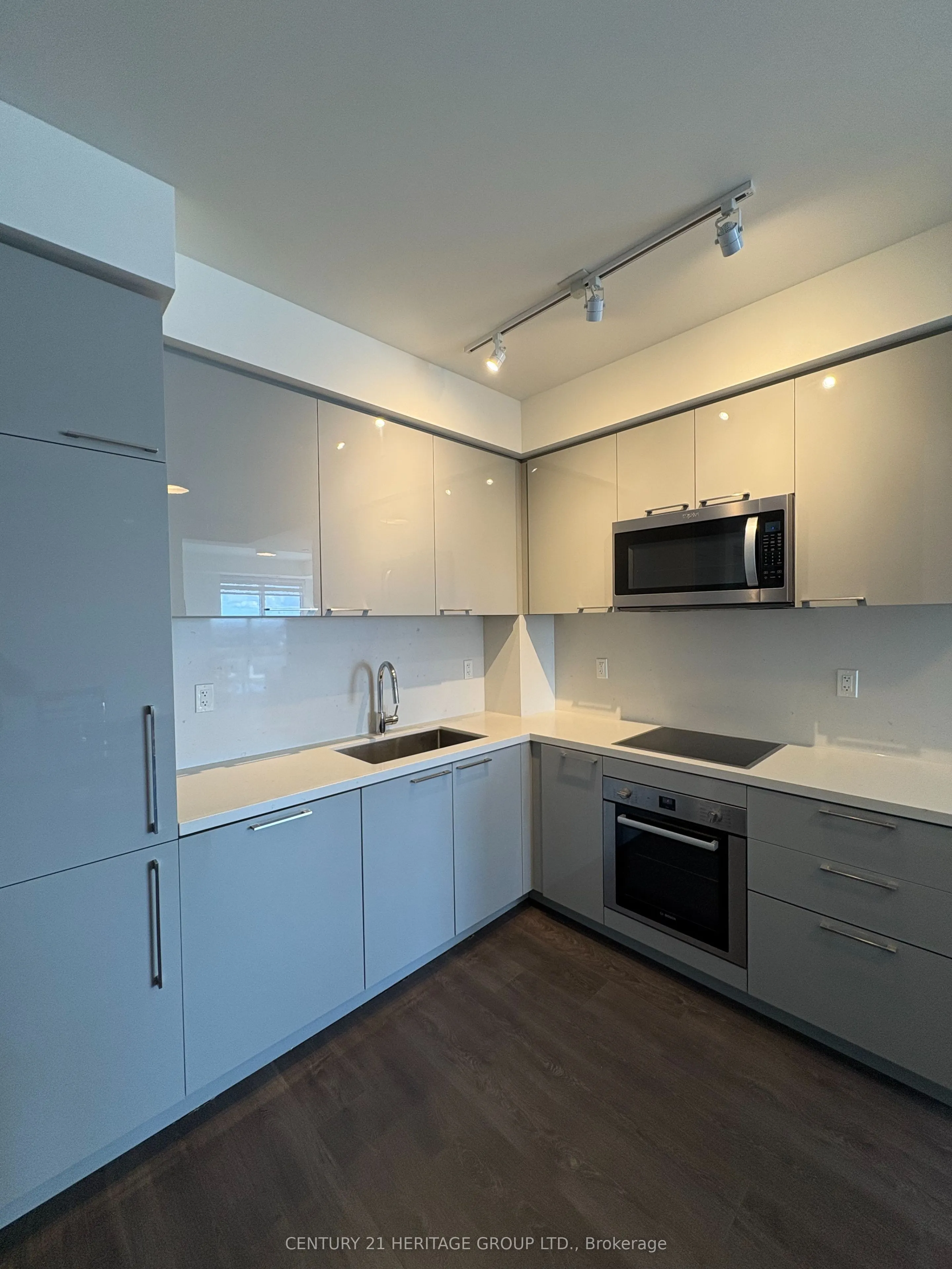 1 Grandview Avenue #1002