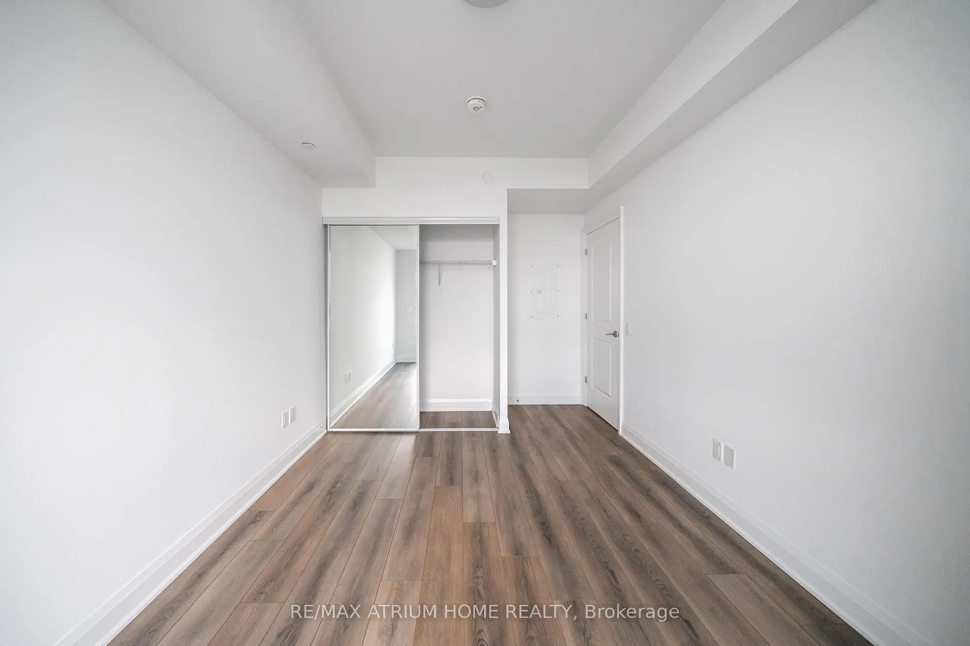 10 Gatineau Drive #1004