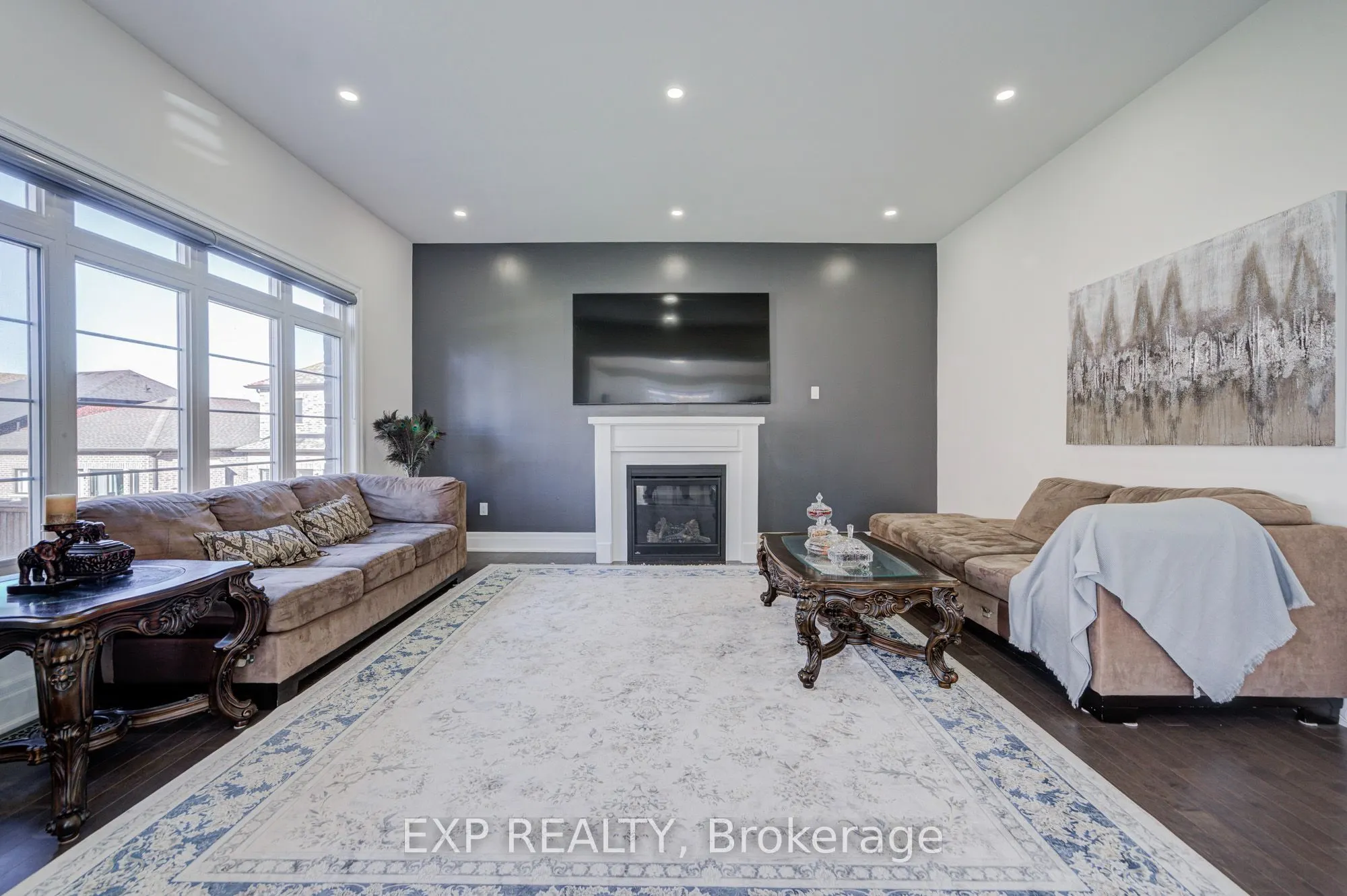 2 Pietrowski Drive