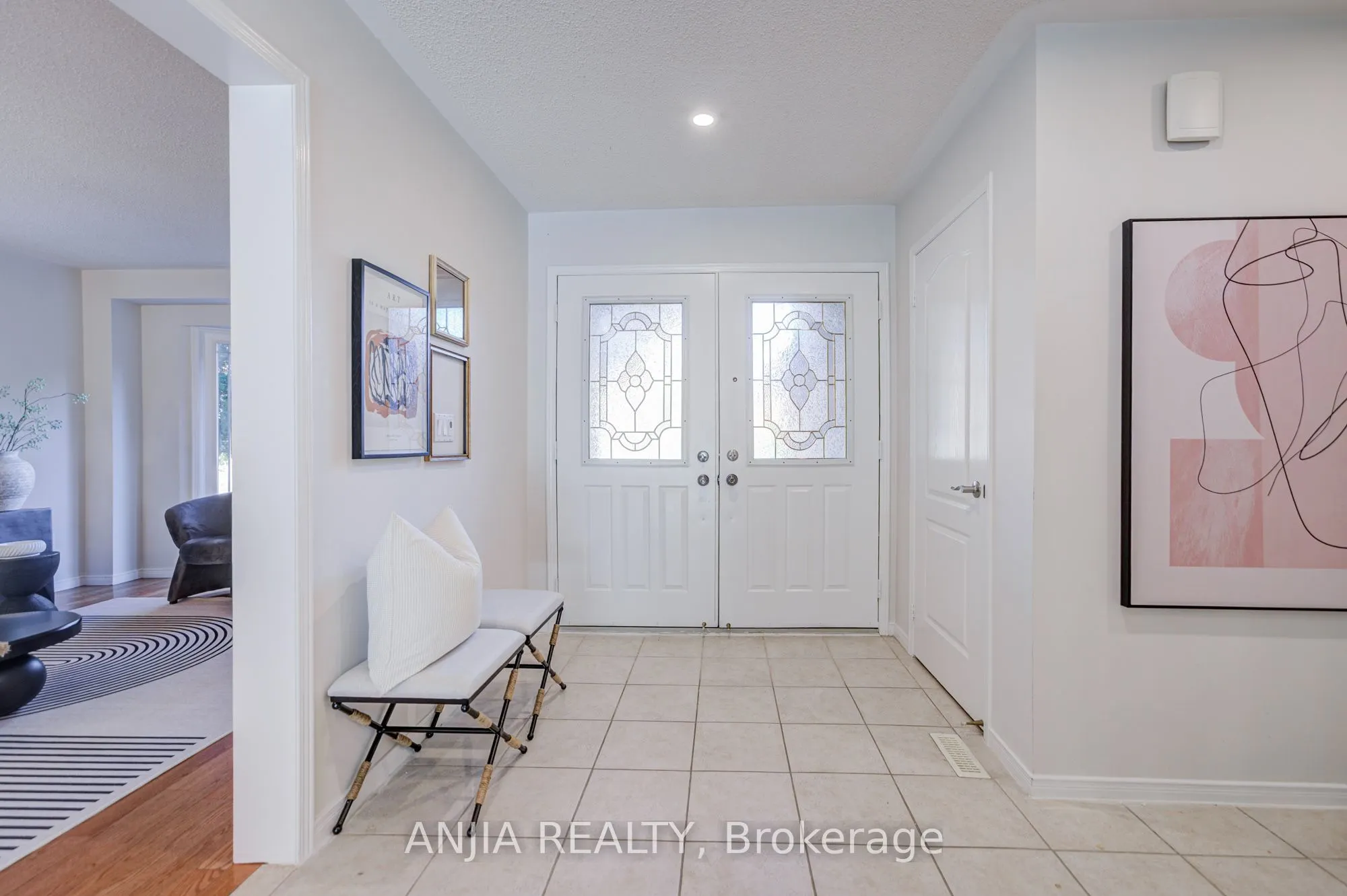 17 Charrington Crescent