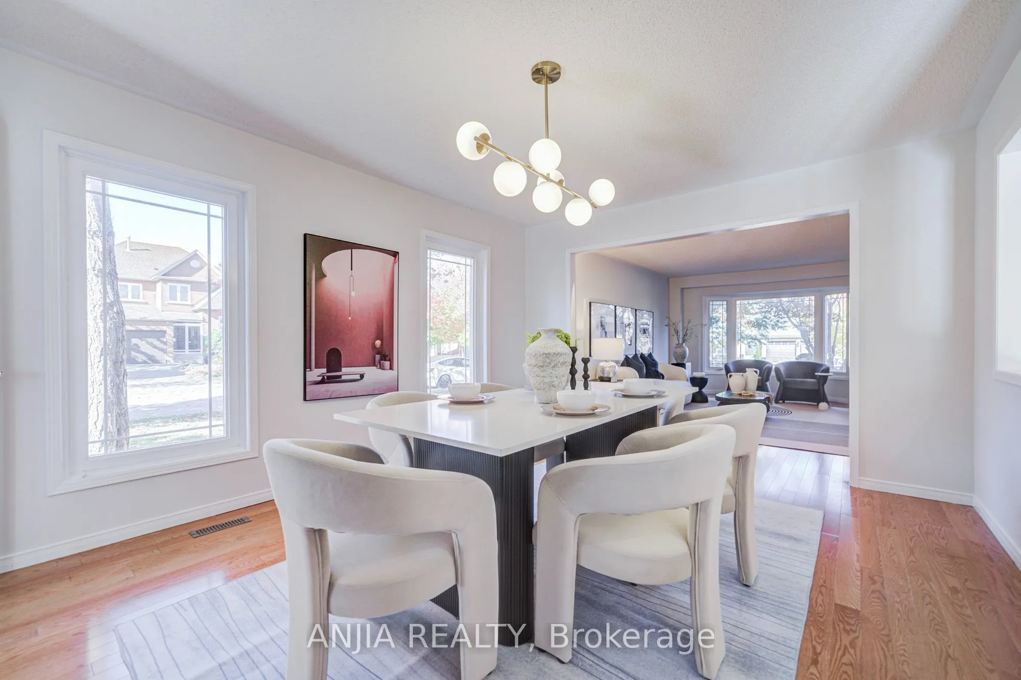 17 Charrington Crescent