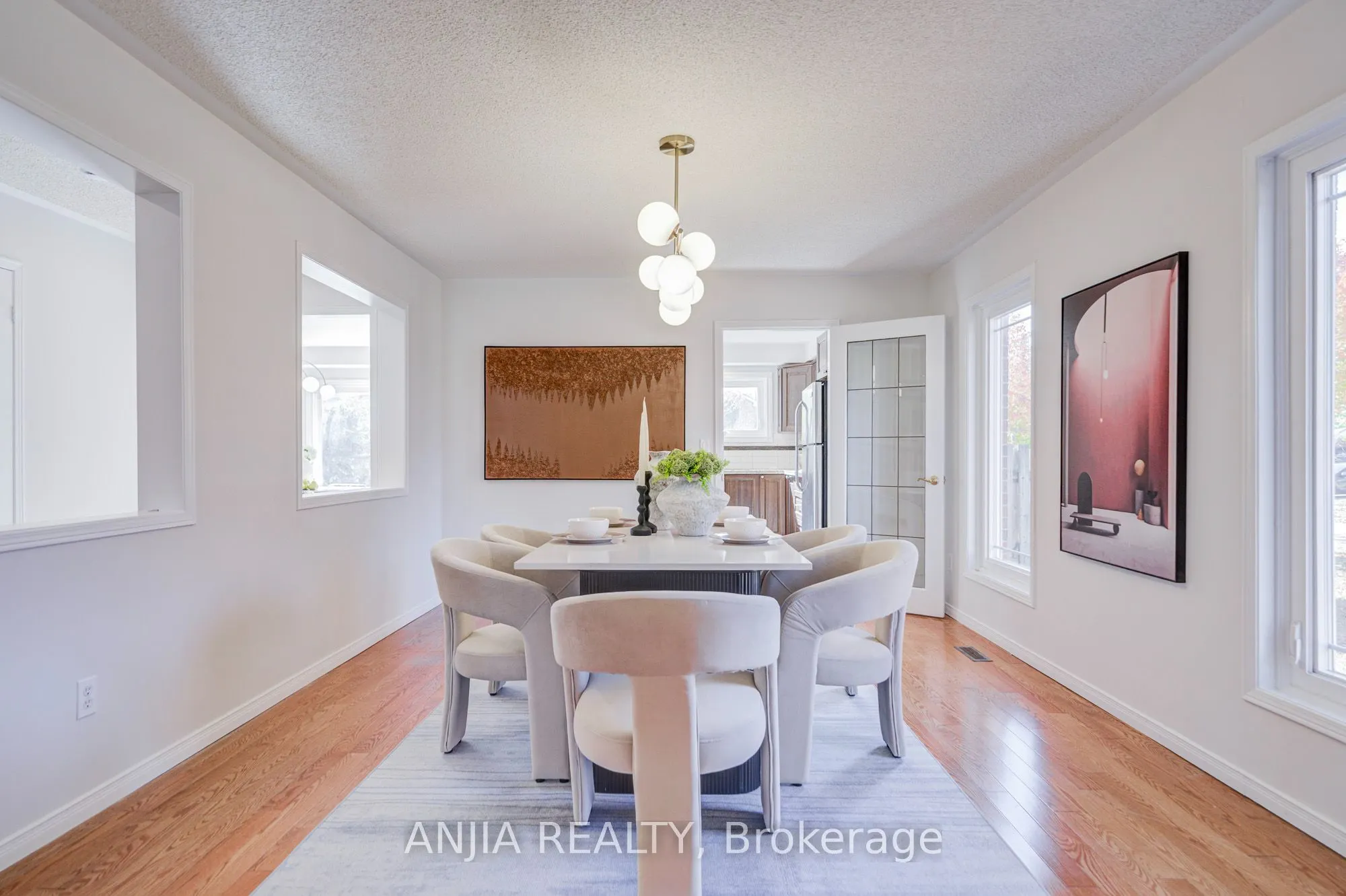 17 Charrington Crescent