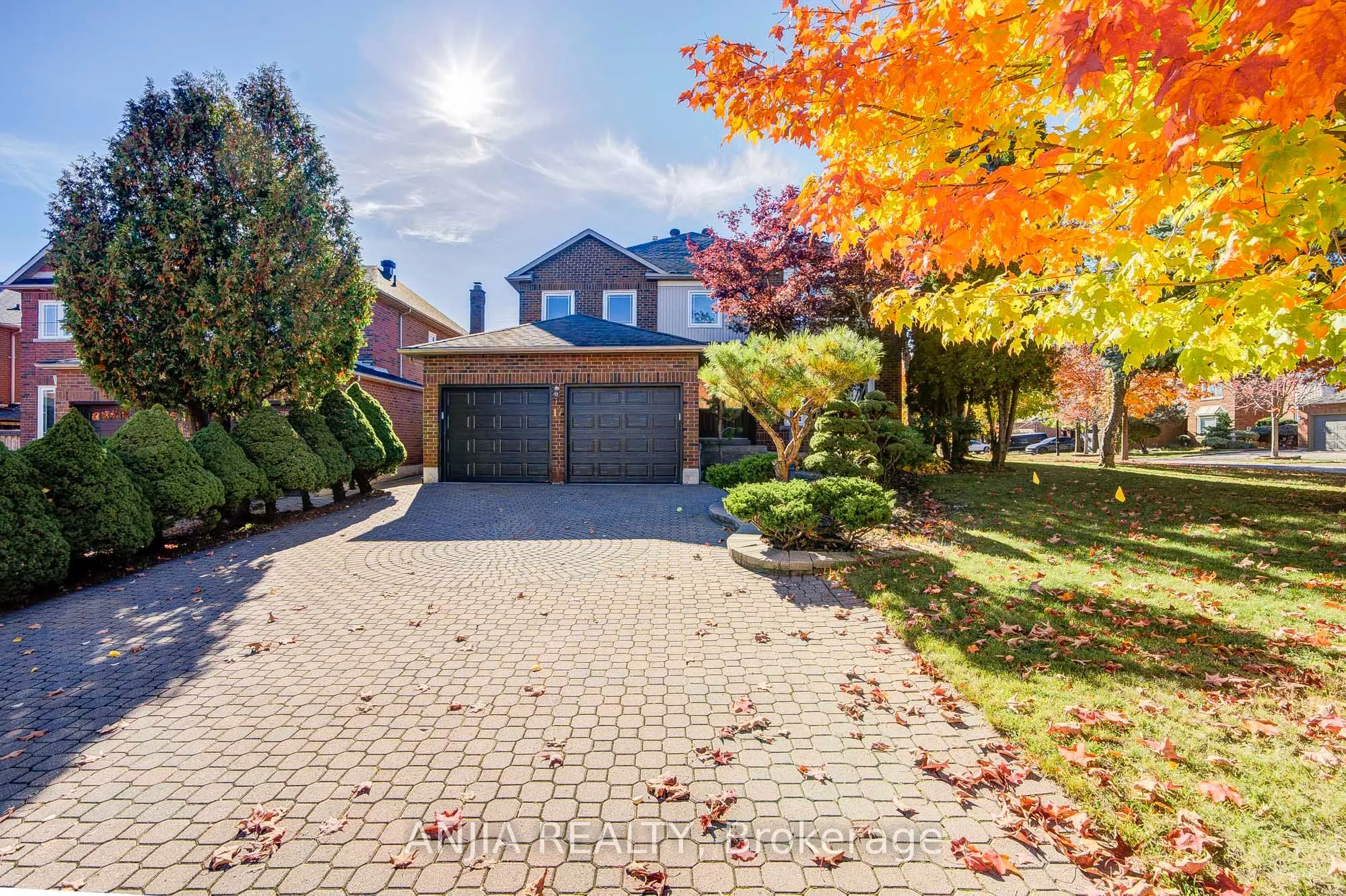 17 Charrington Crescent