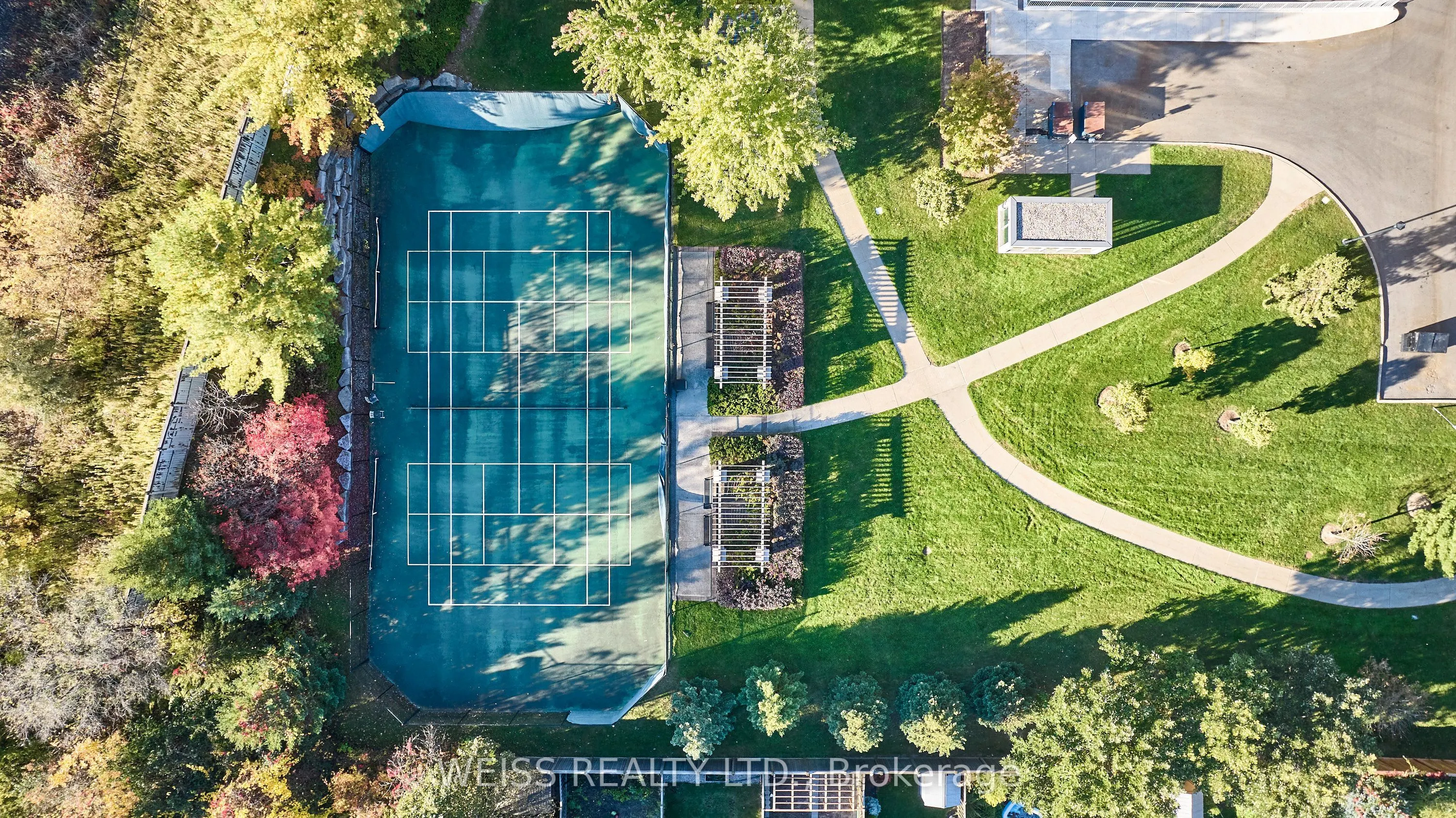 330 Red Maple Road #205