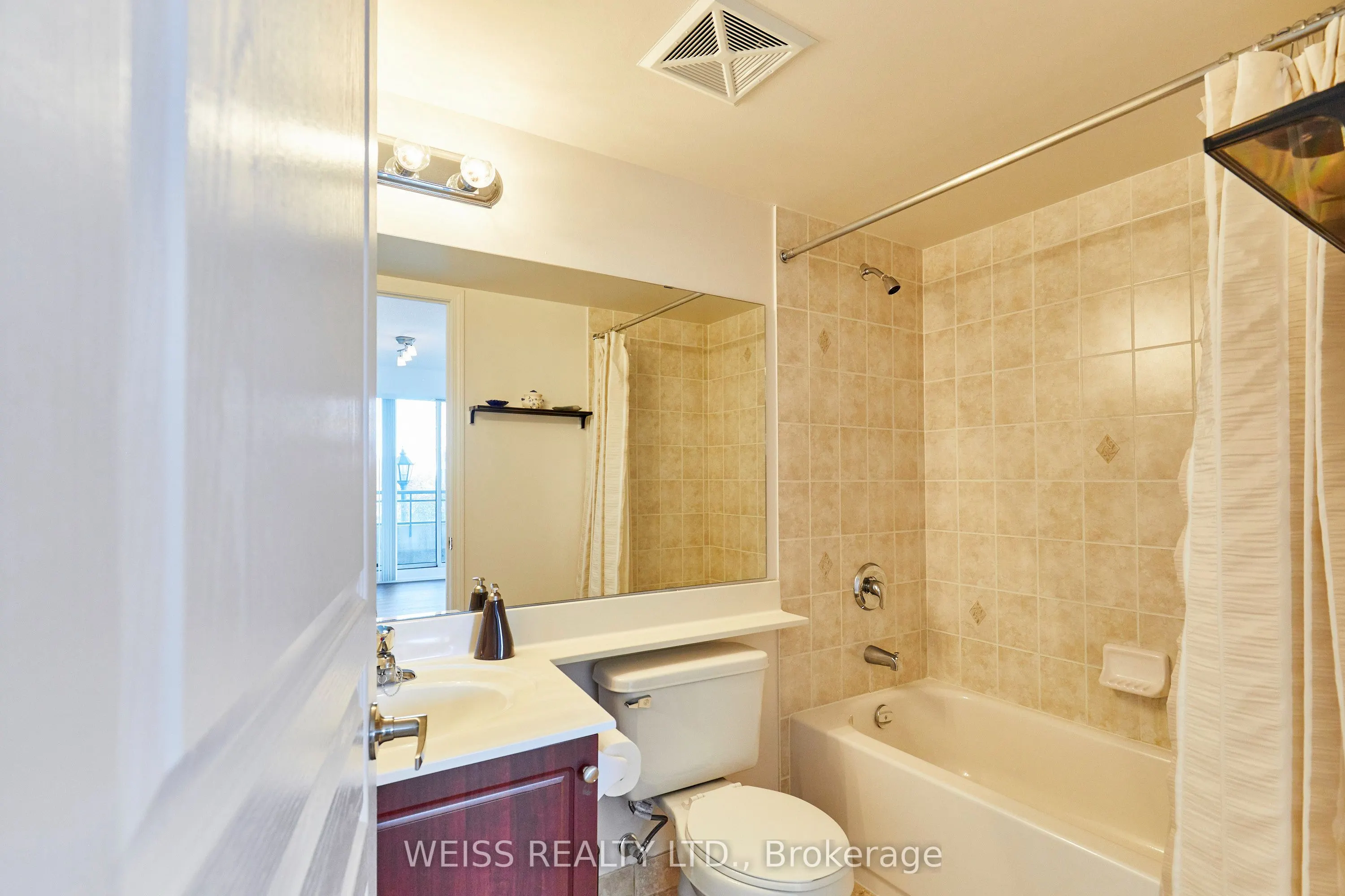 330 Red Maple Road #205