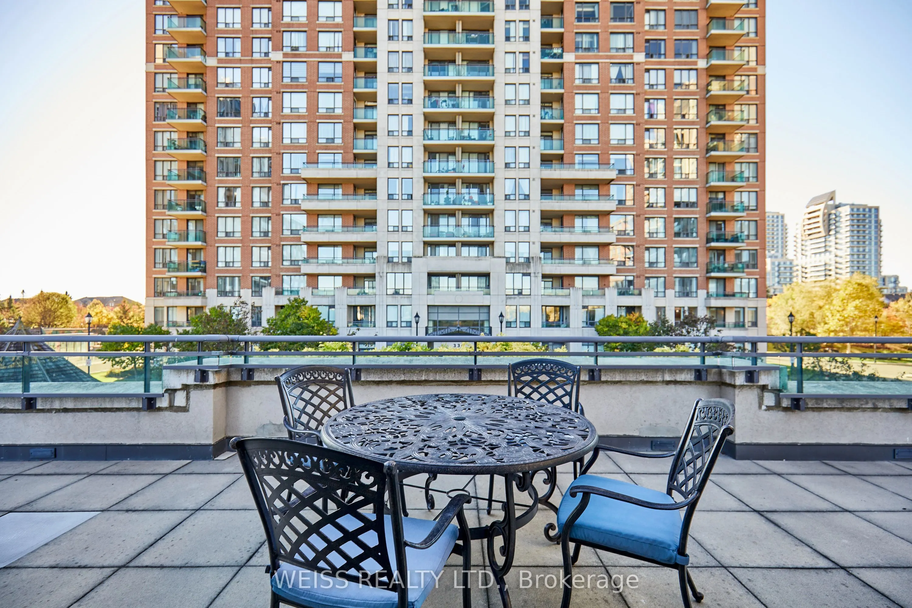 330 Red Maple Road #205