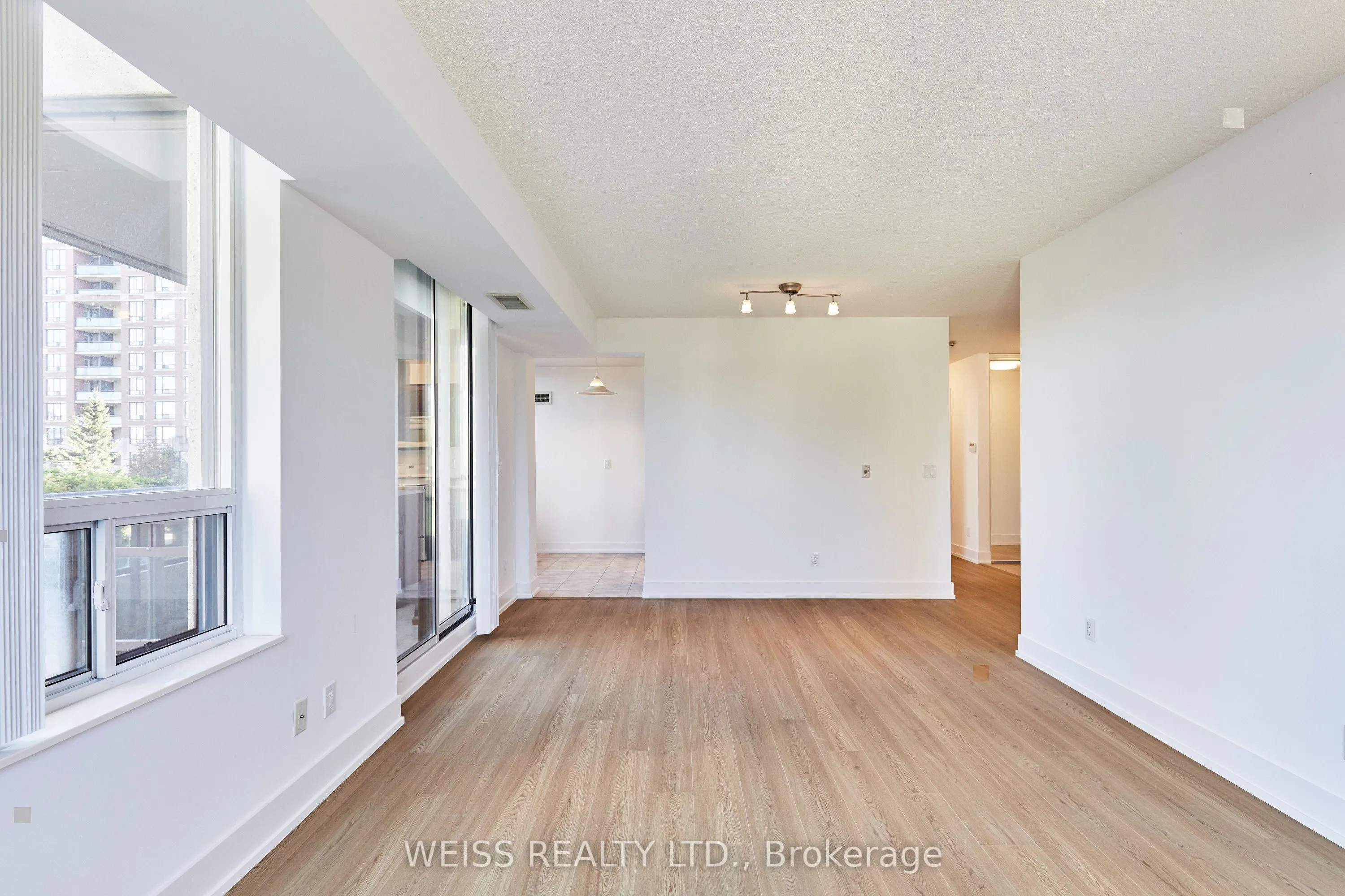 330 Red Maple Road #205