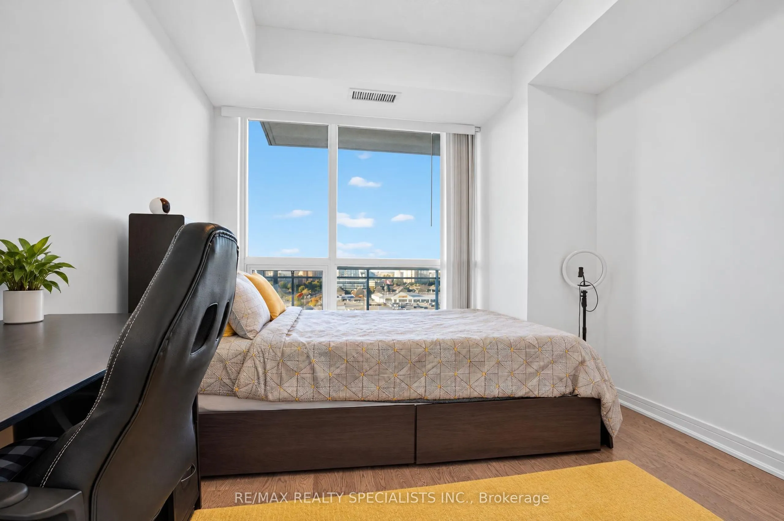 9201 Yonge Street #NW 1004