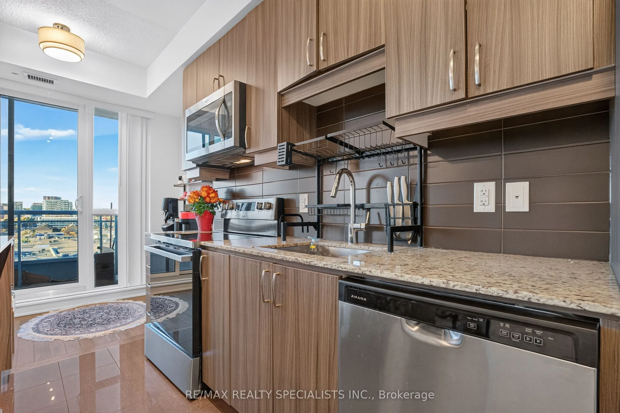 9201 Yonge Street #NW 1004