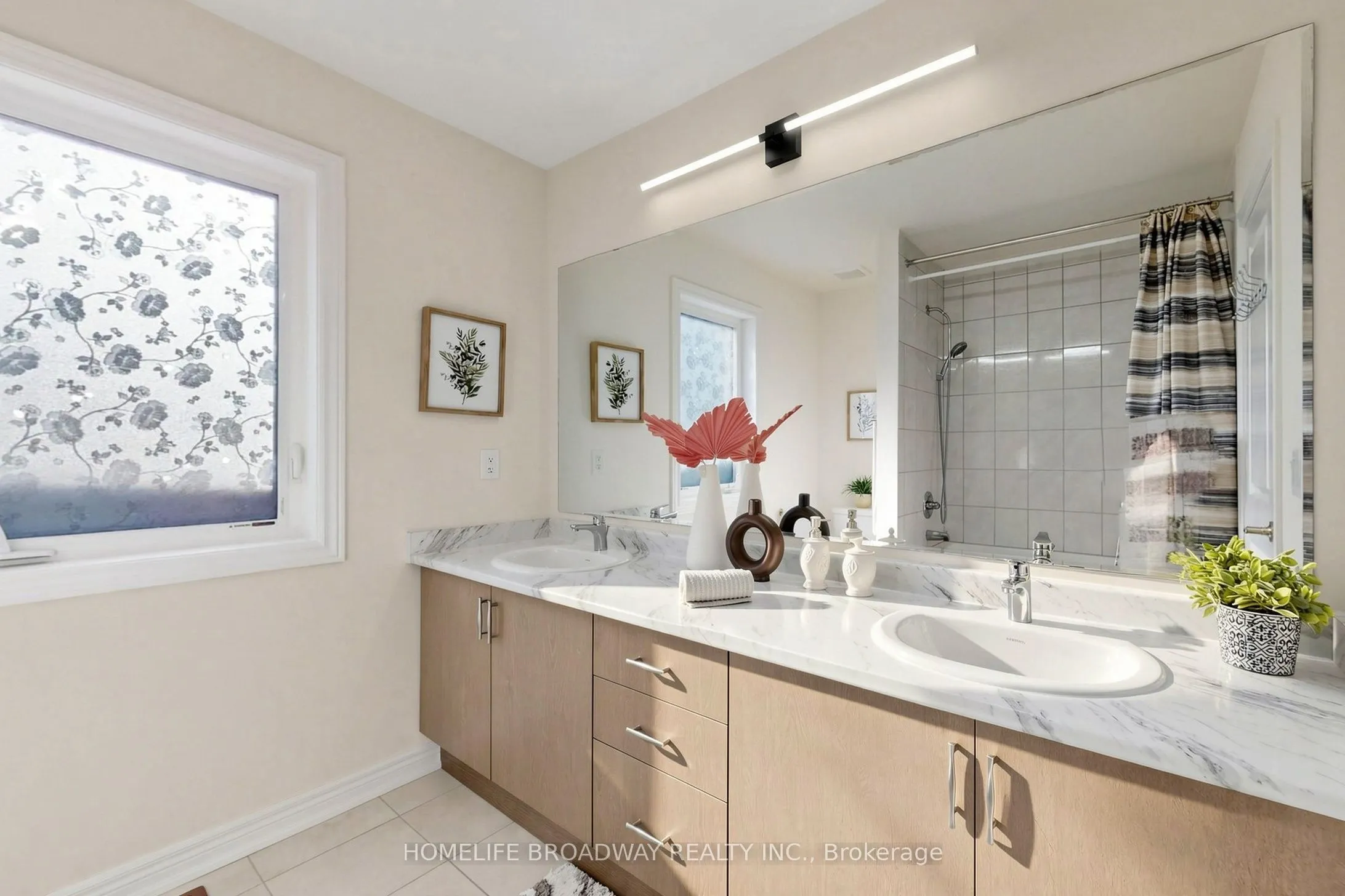 60 Crofting Crescent