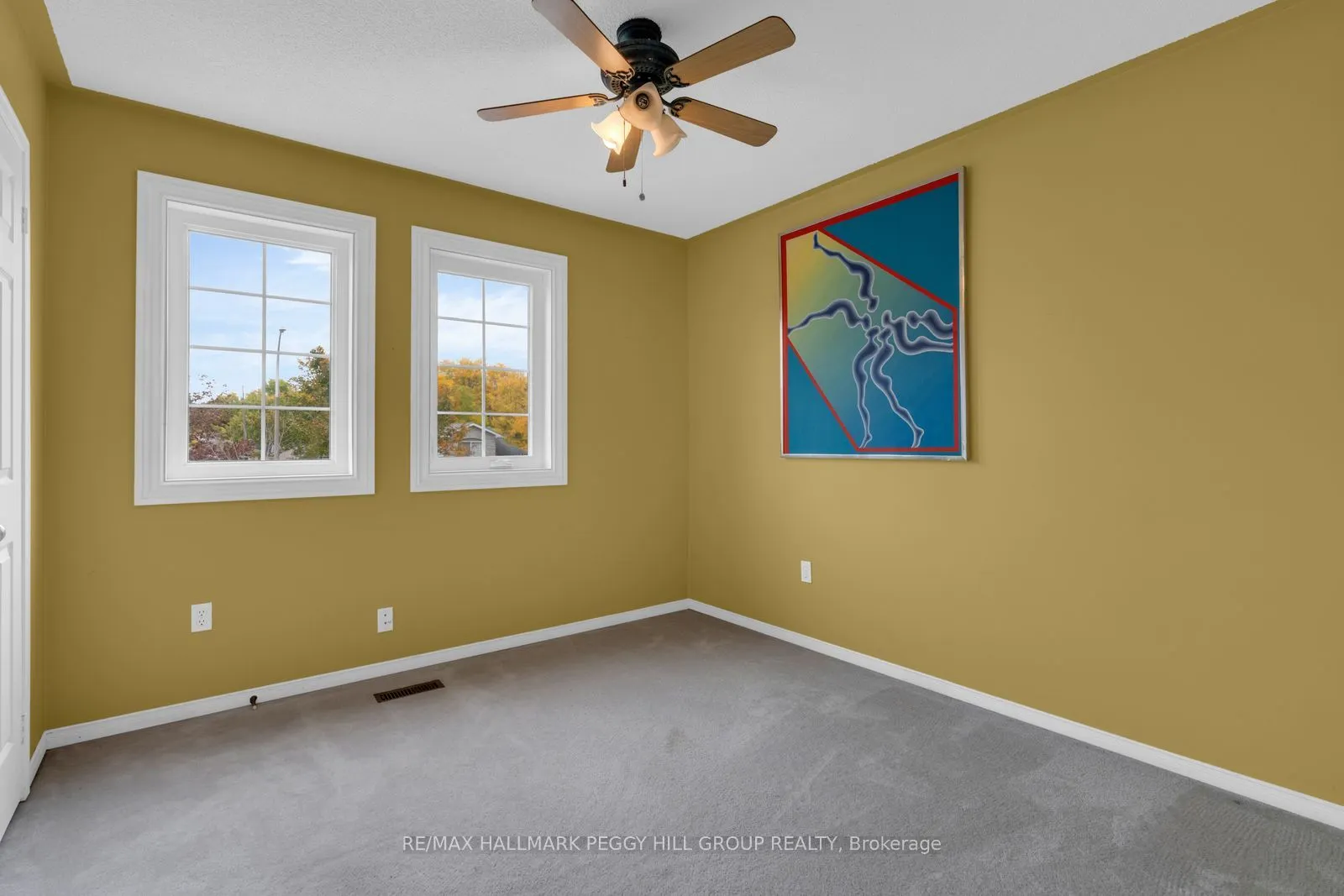 10 Kate Aitken Crescent