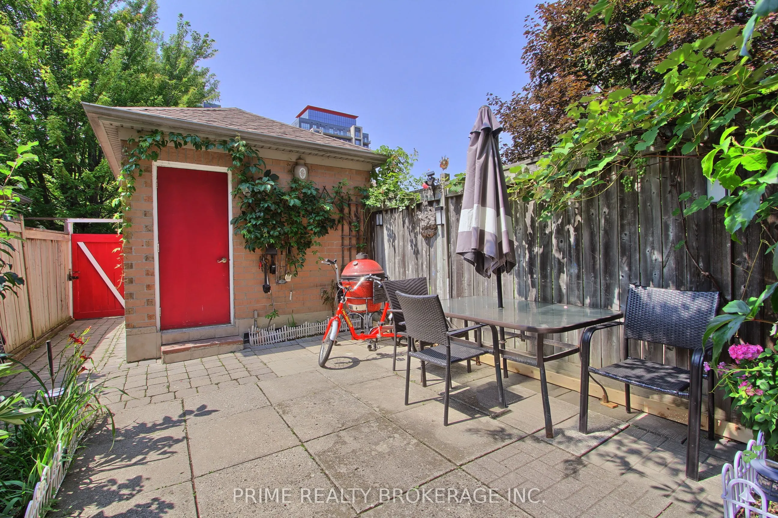 68 Ellesmere Street