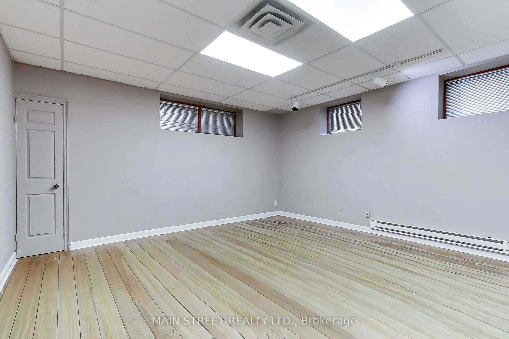 227 Eagle Street #200 (Lower)