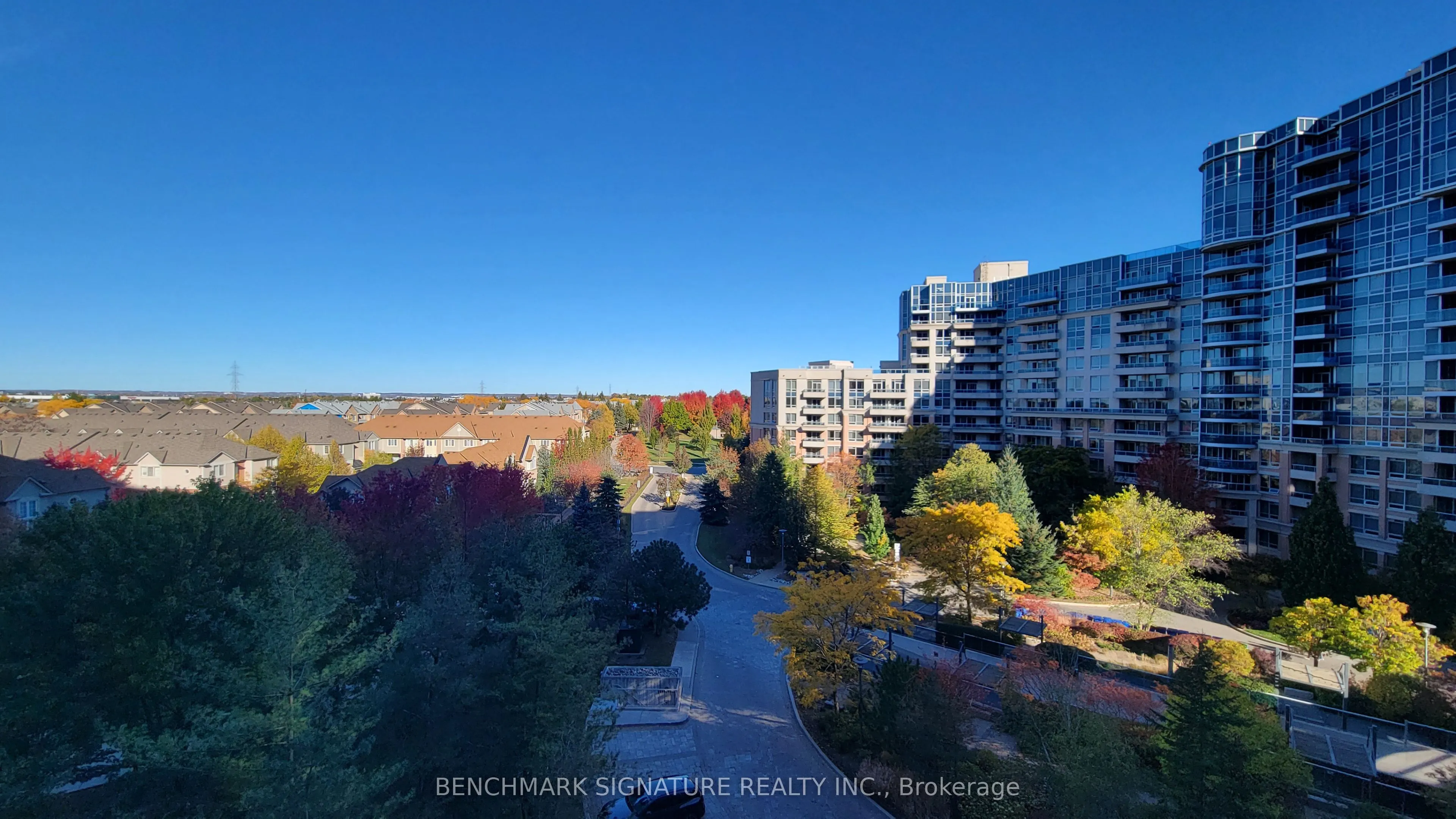 23 Cox Boulevard #887