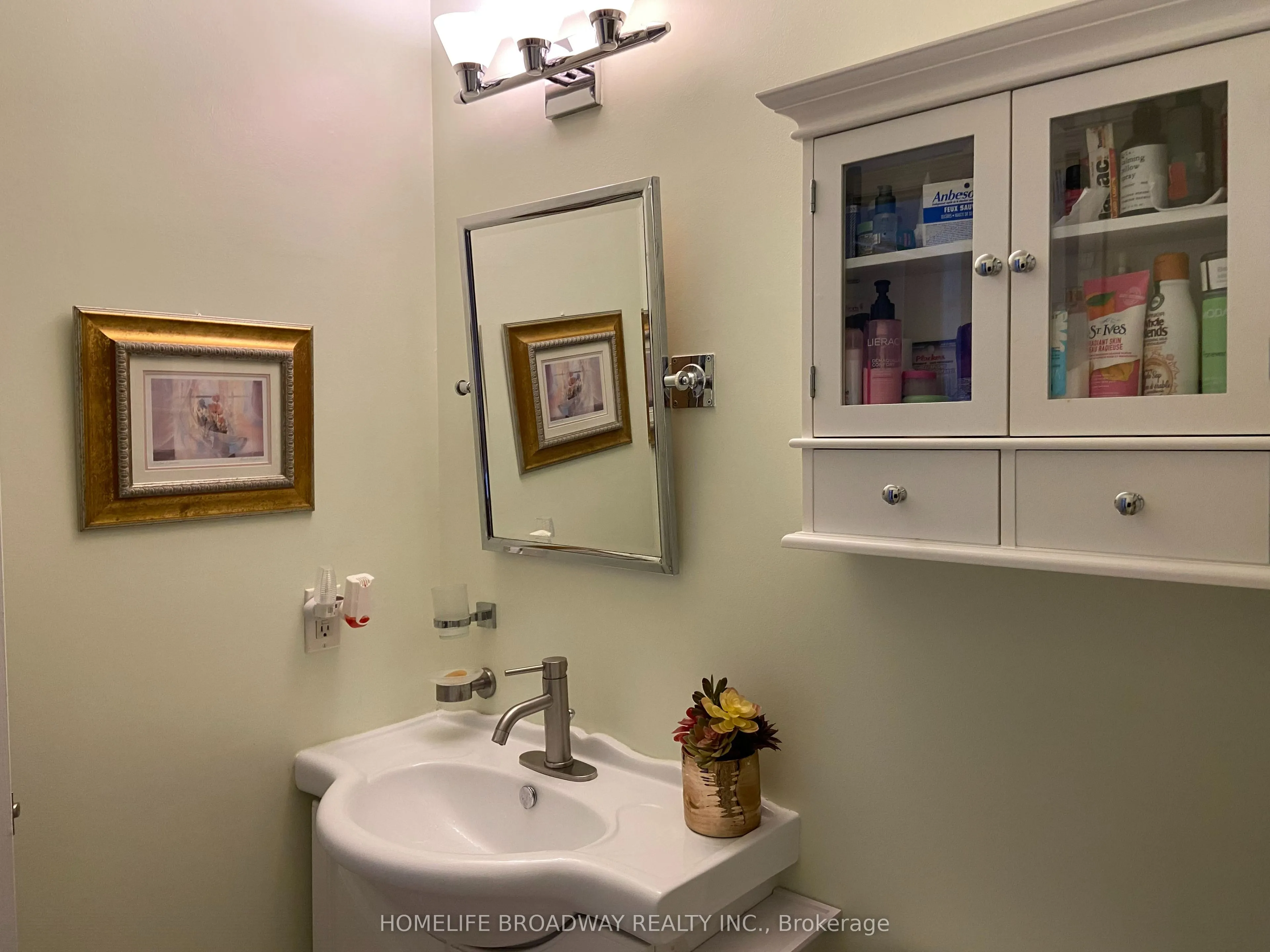 517 Jack Giles Circle #26