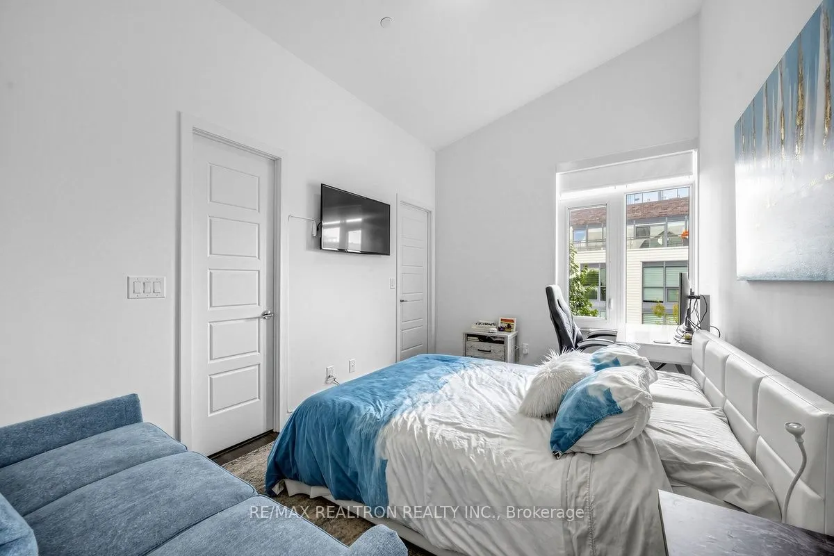 289 Broward Way #82