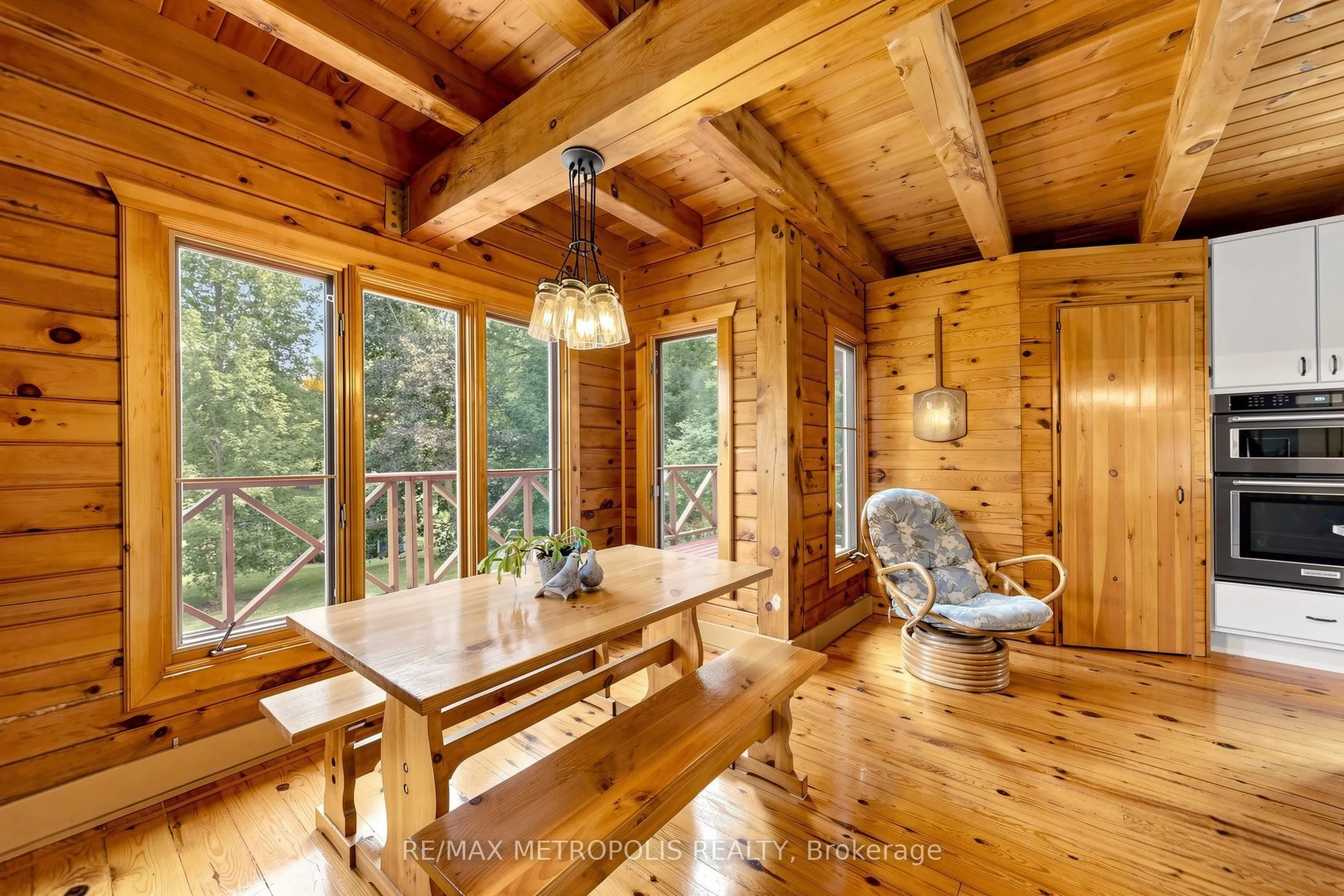 11590 Side Road 17
