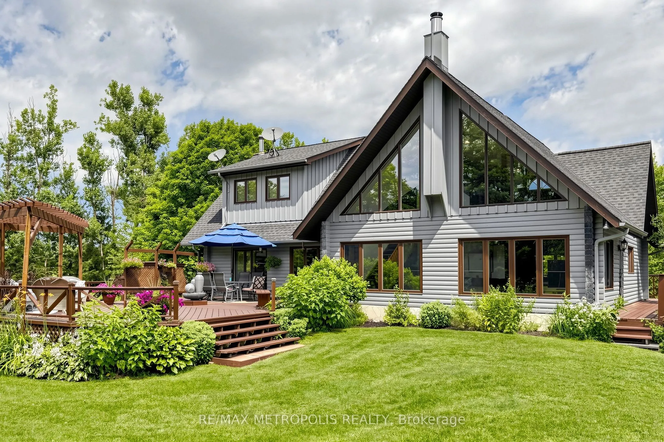 11590 Side Road 17
