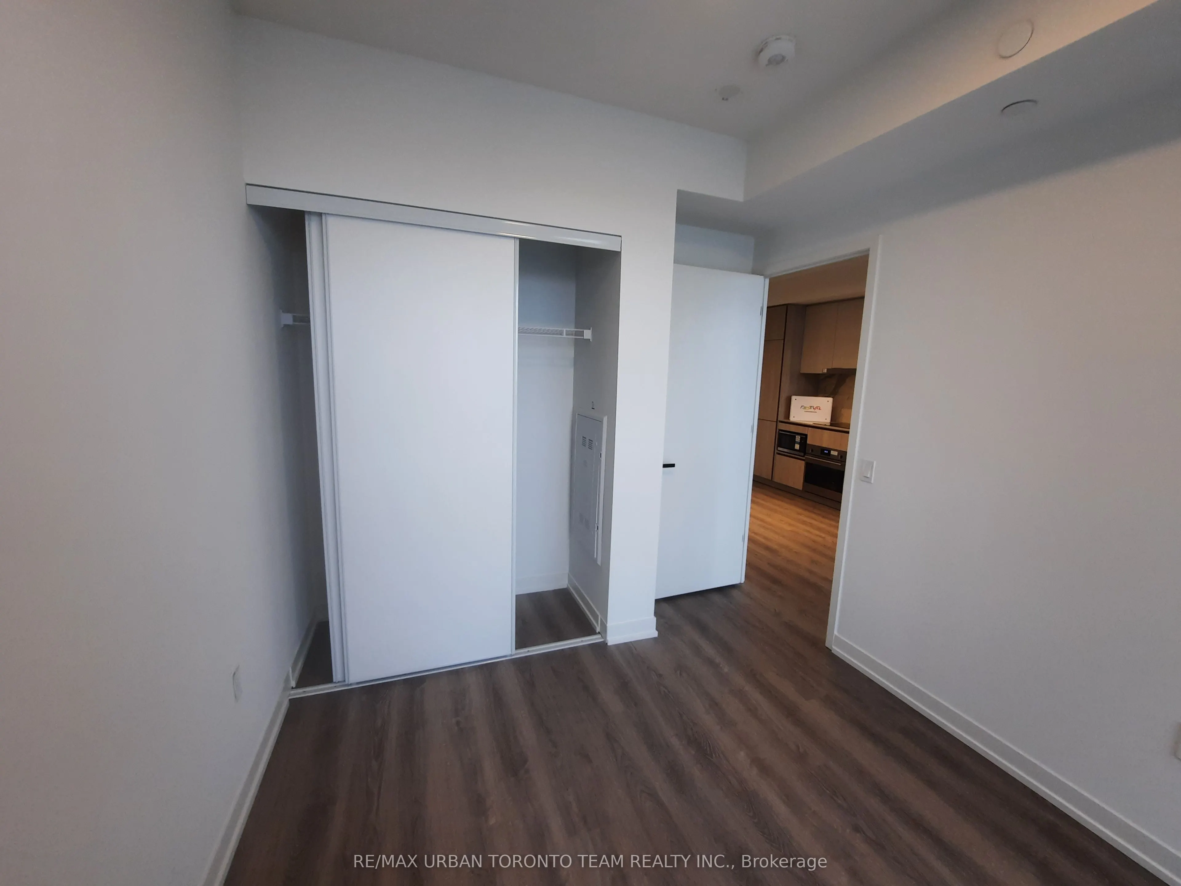 8 Interchange Way #1505