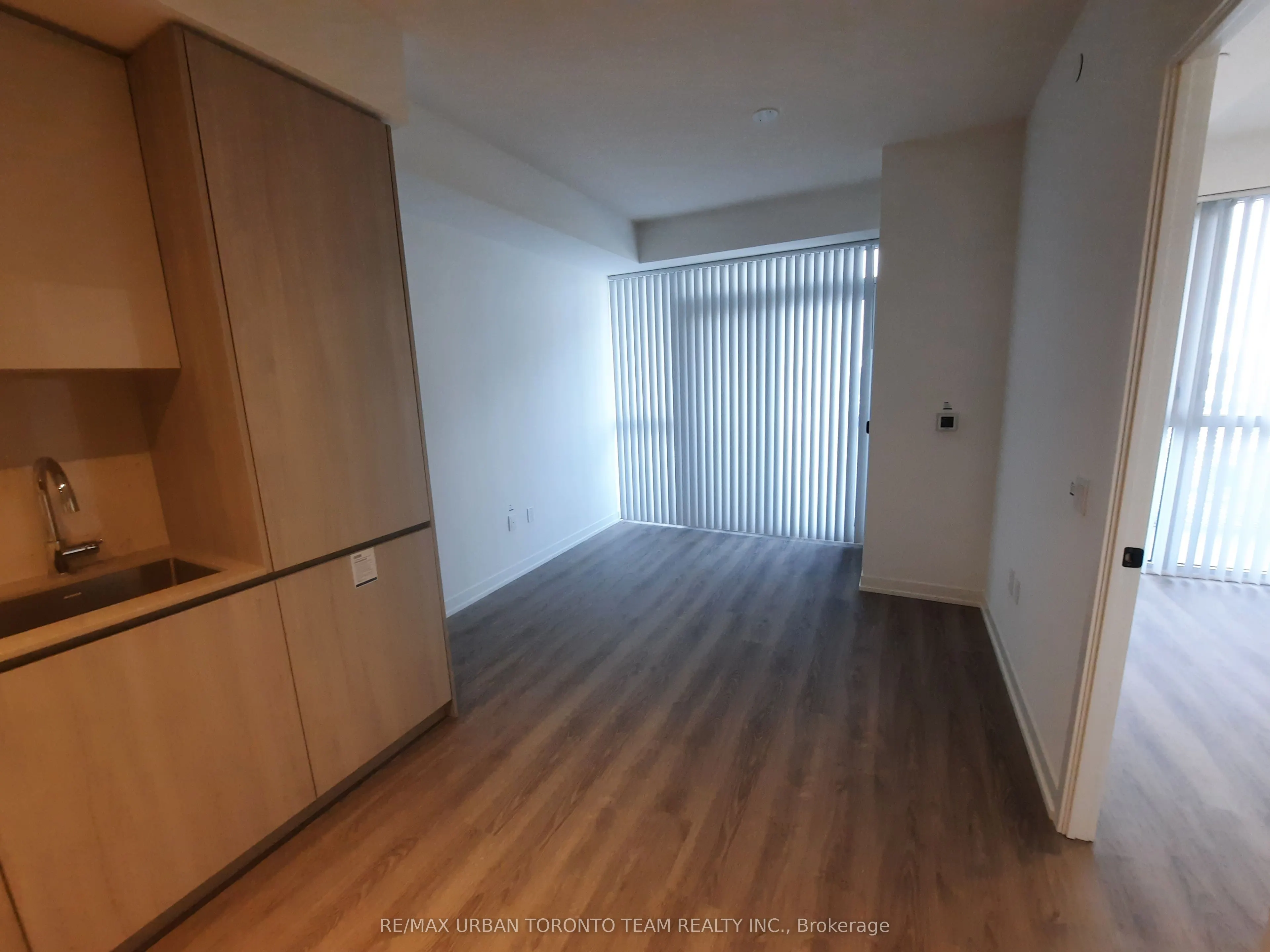 8 Interchange Way #1505