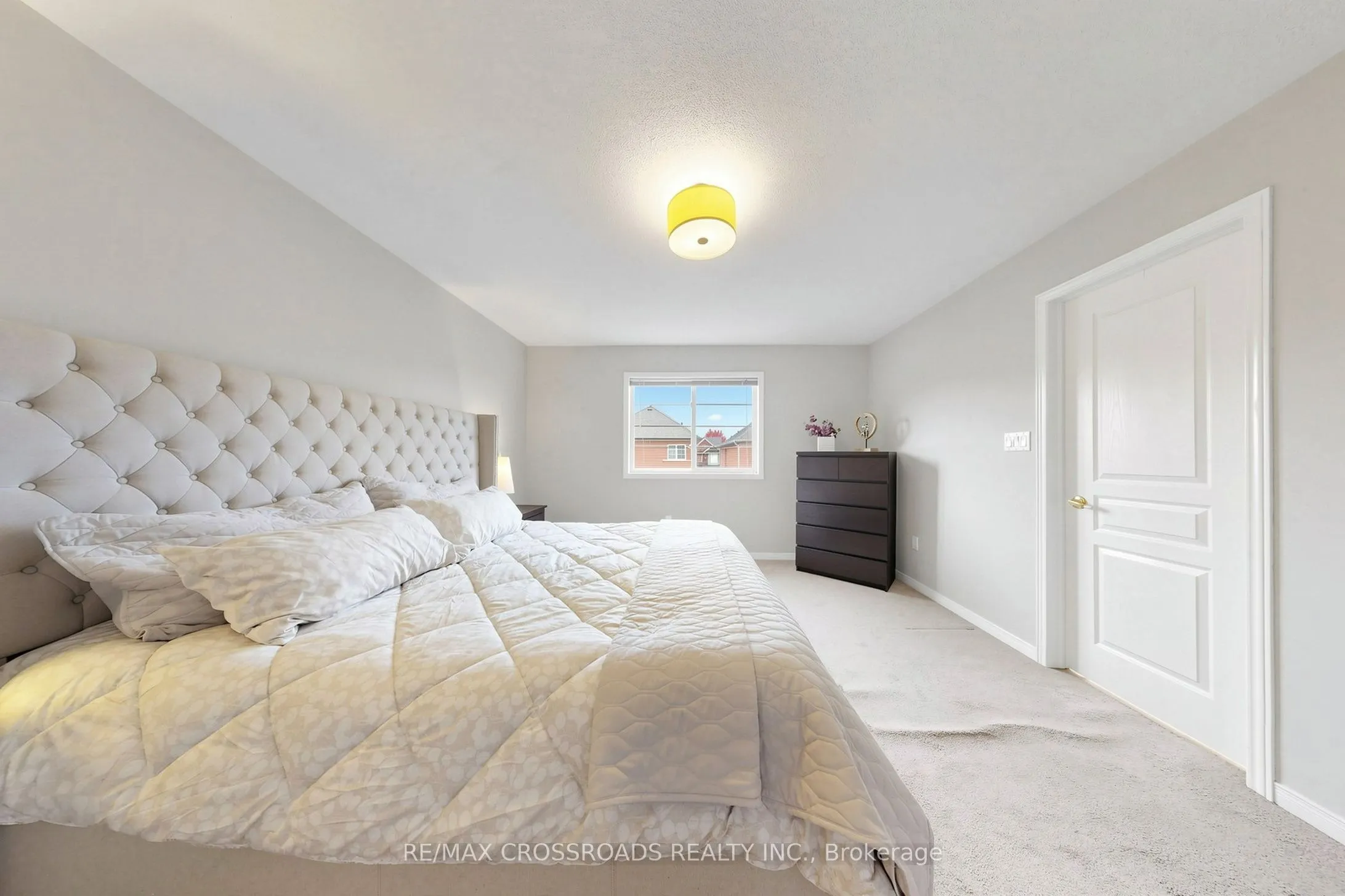 78 Vera Lynn Crescent
