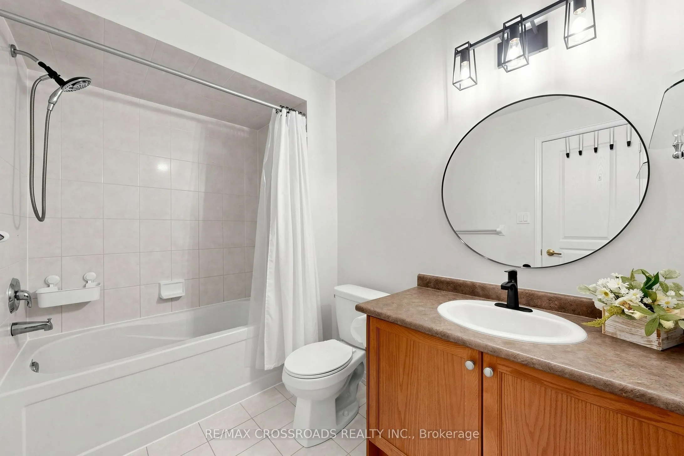 78 Vera Lynn Crescent