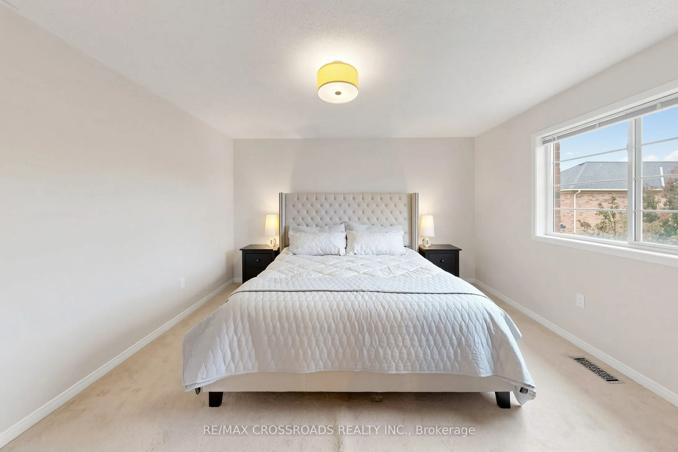 78 Vera Lynn Crescent