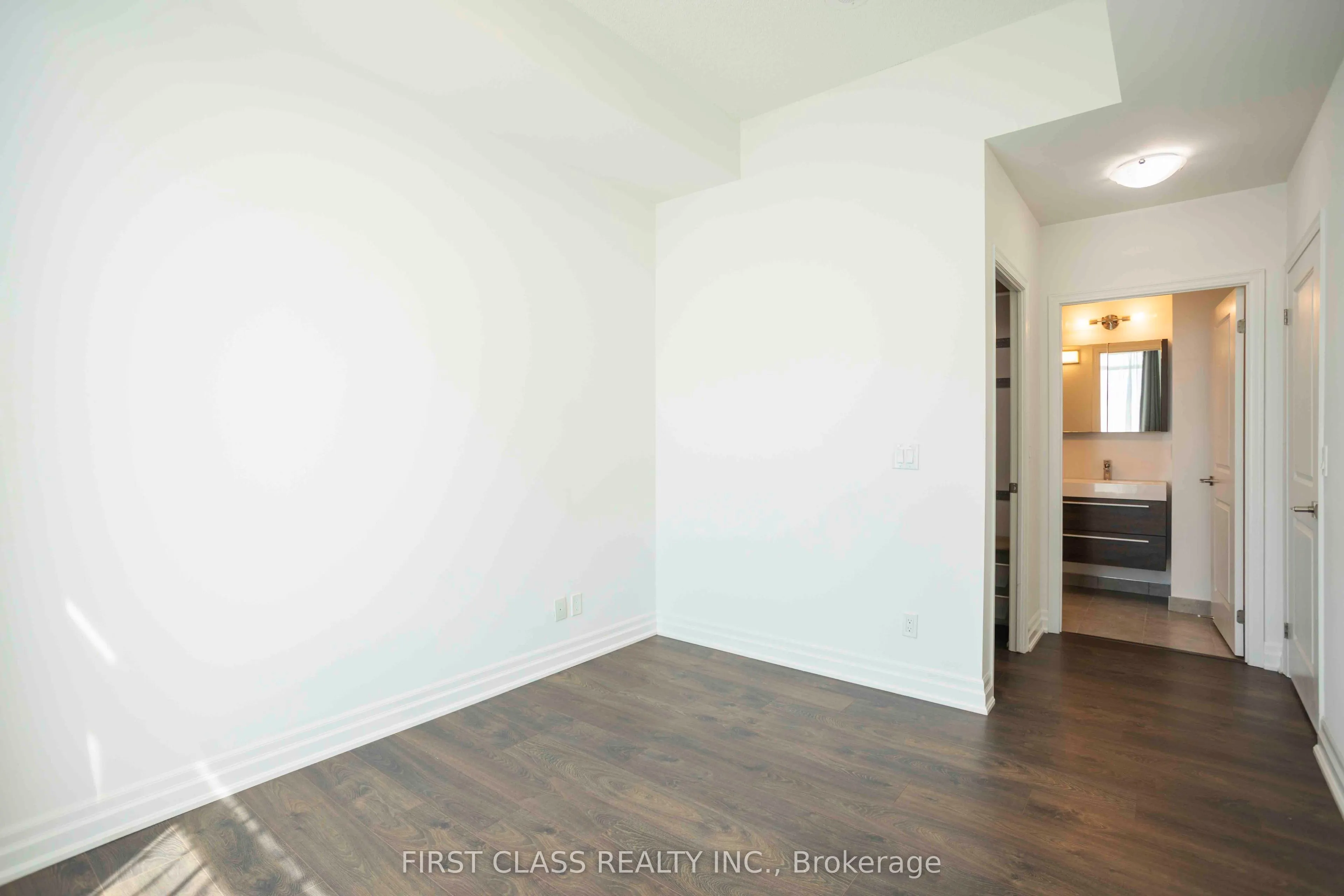 8 Rouge Valley Drive #1212