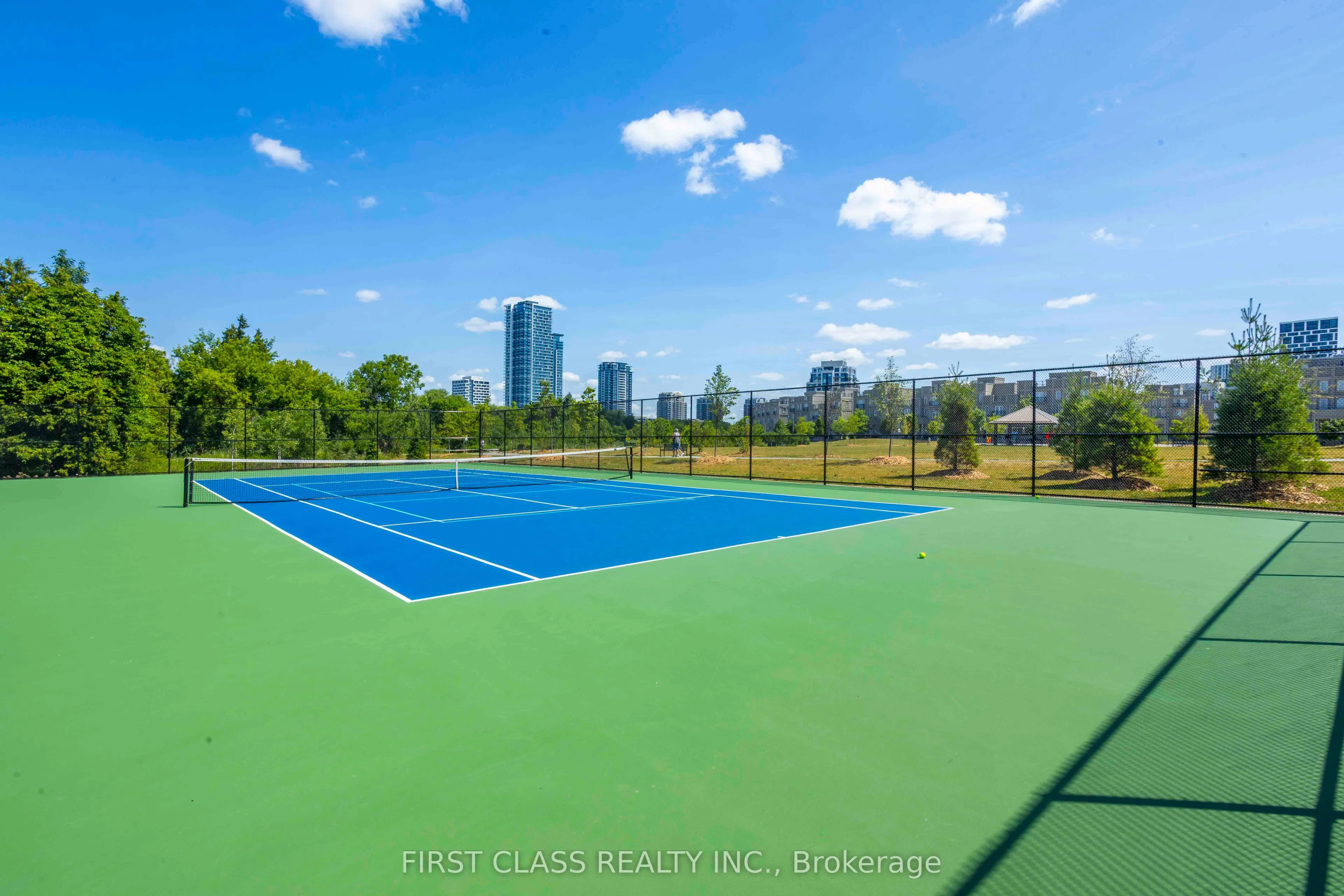 8 Rouge Valley Drive #1212