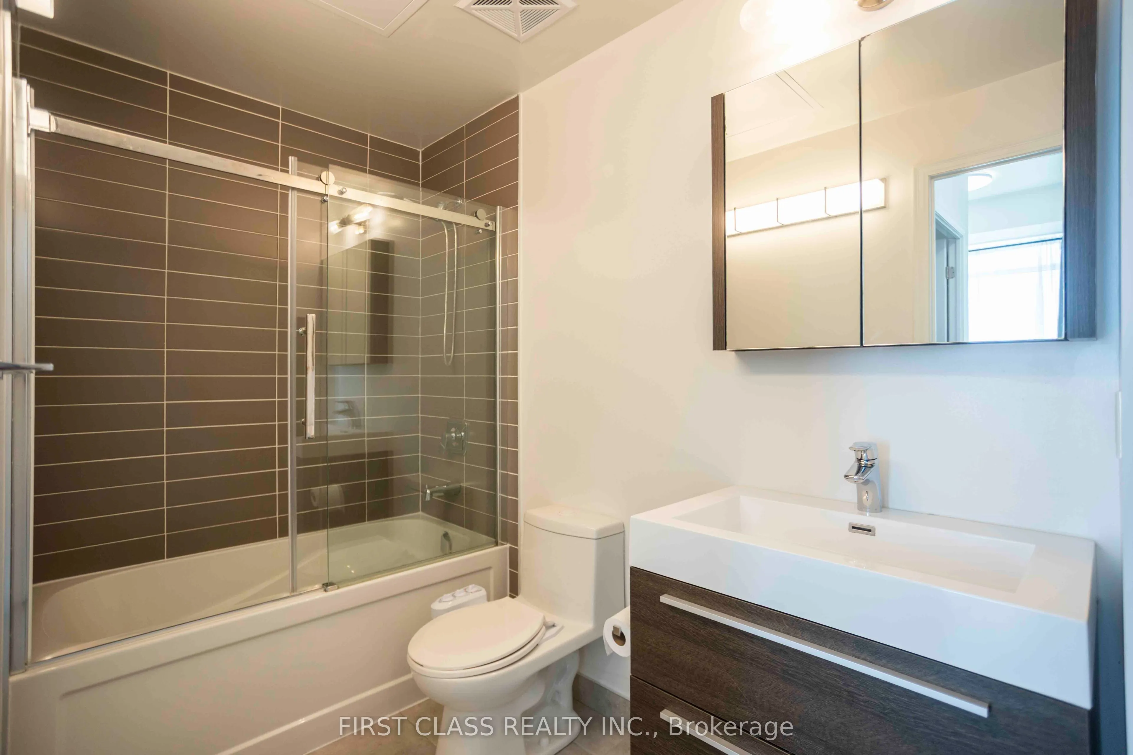 8 Rouge Valley Drive #1212