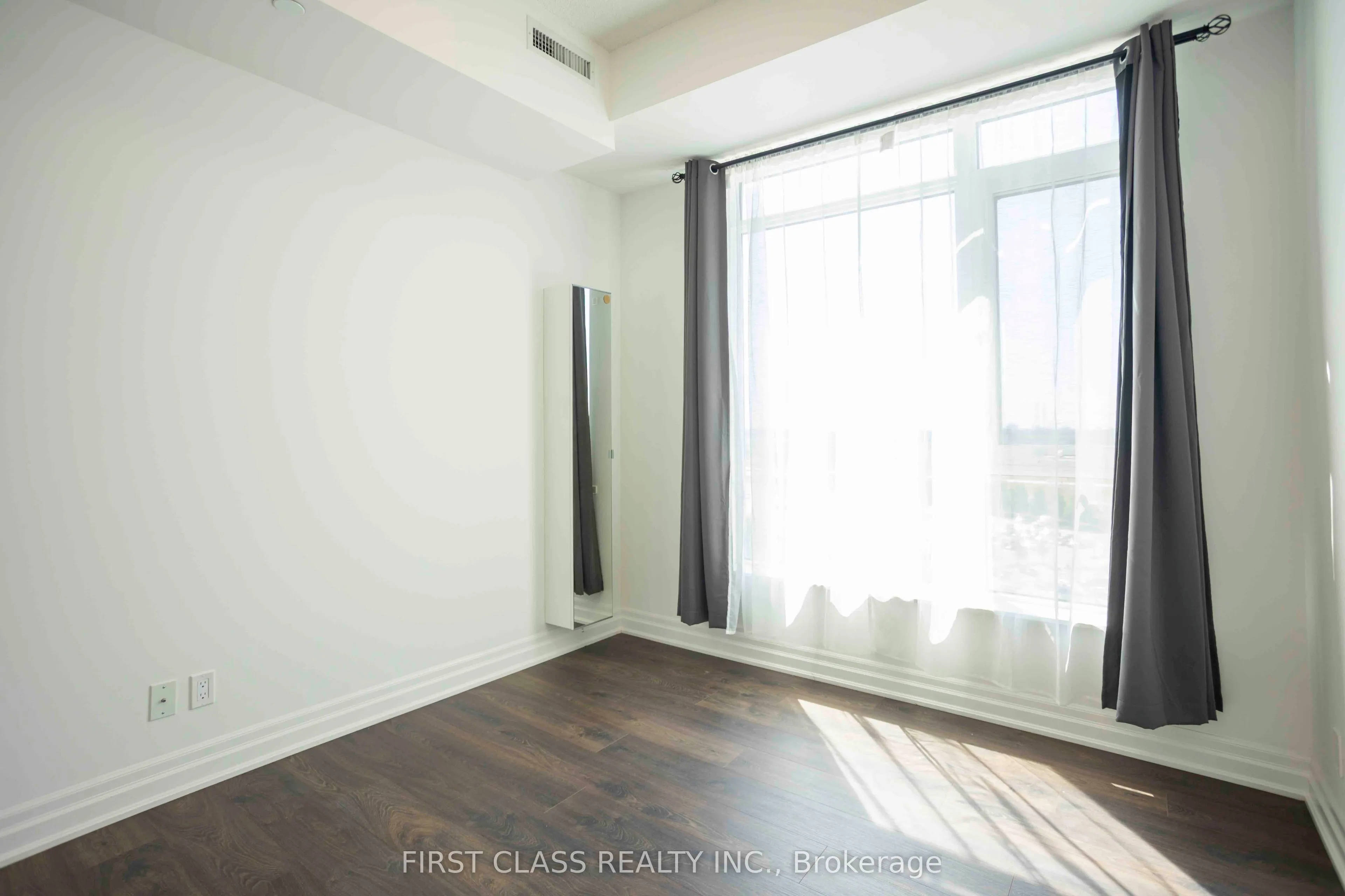 8 Rouge Valley Drive #1212