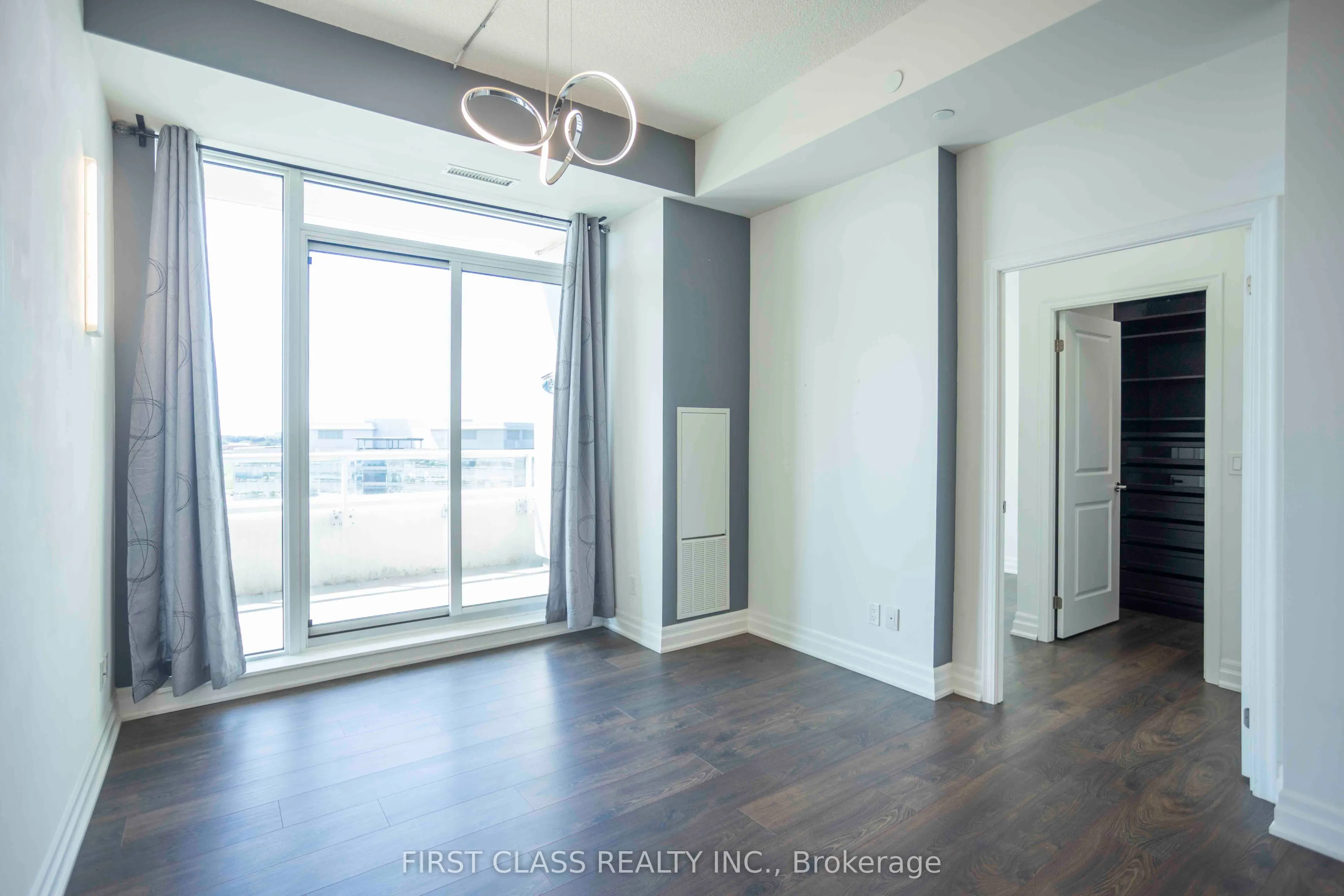 8 Rouge Valley Drive #1212