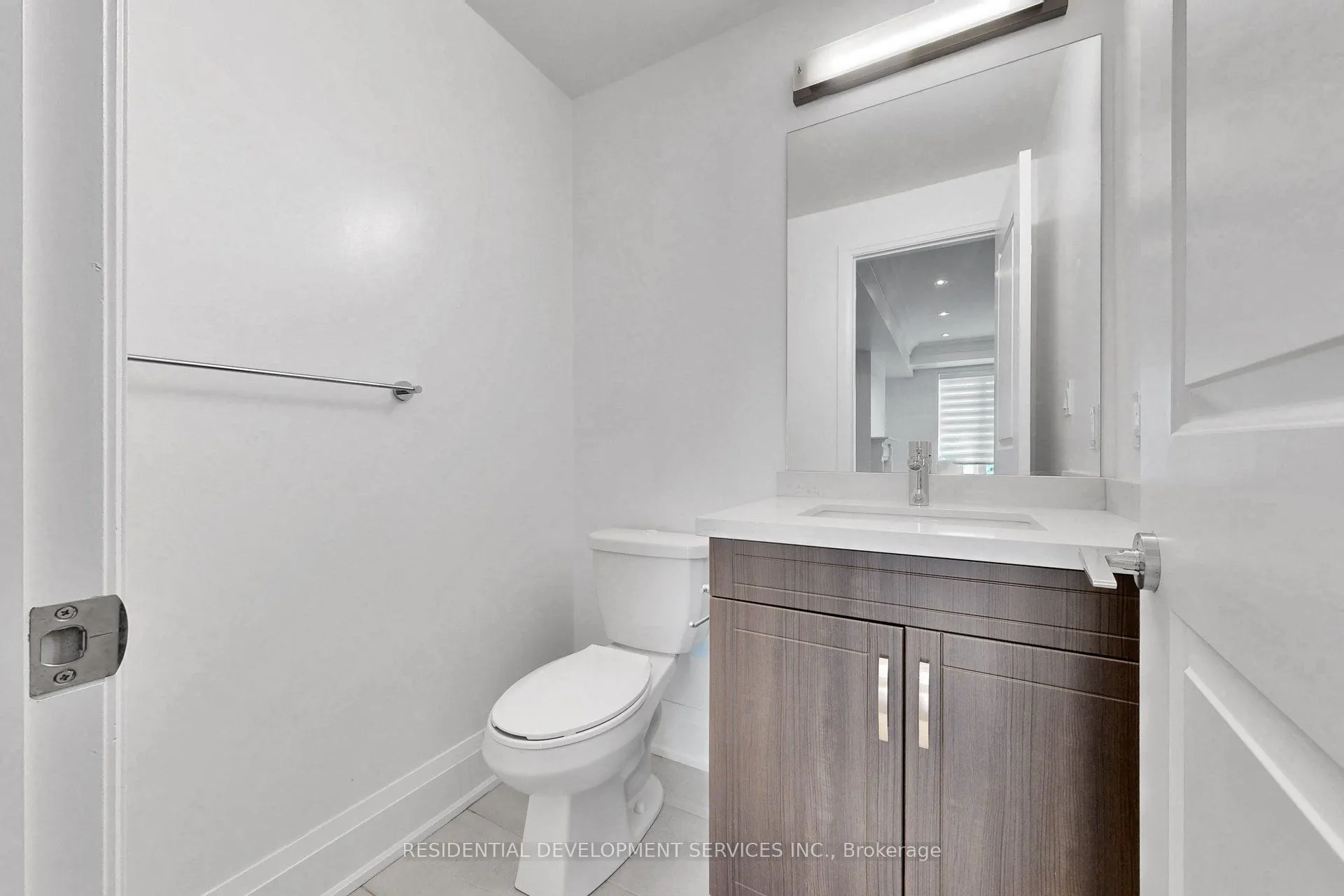 37 Village Parkway #18