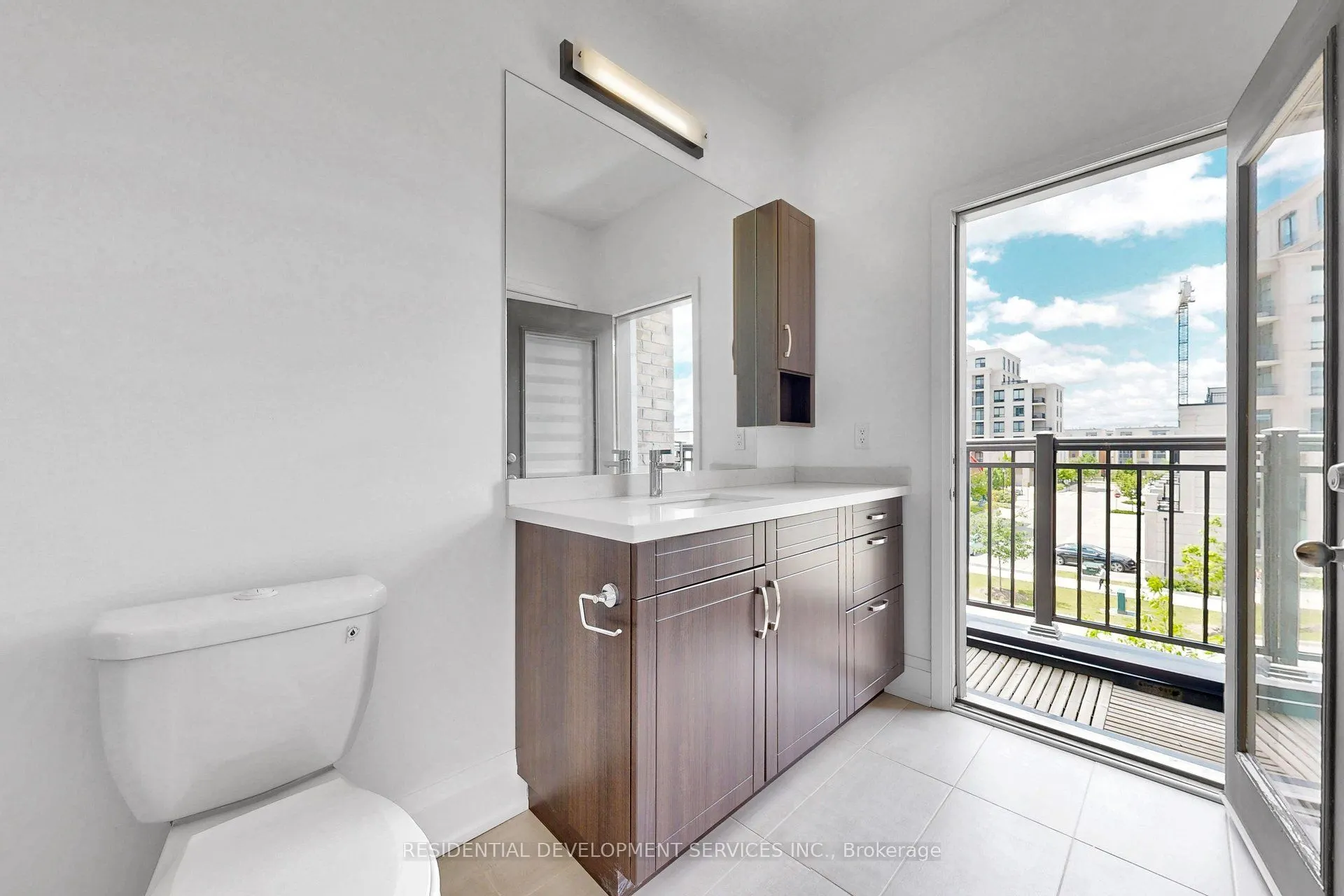 37 Village Parkway #18