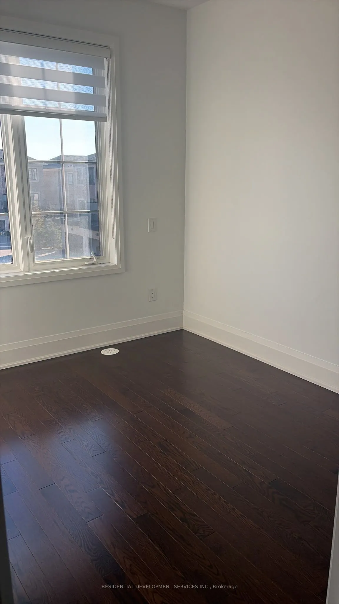 37 Village Parkway #18