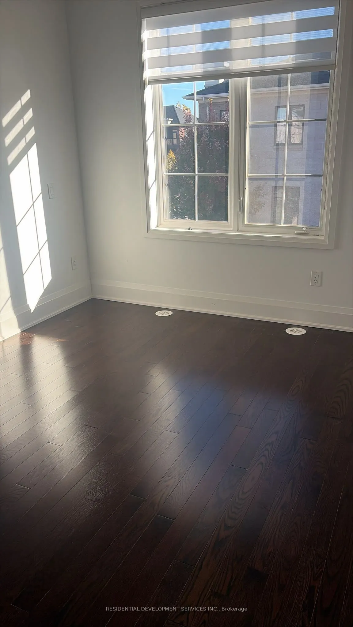 37 Village Parkway #18