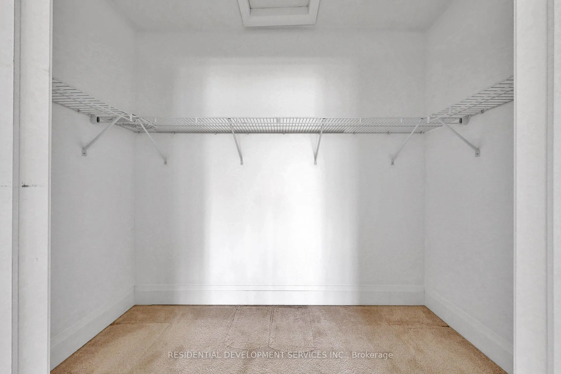 37 Village Parkway #18