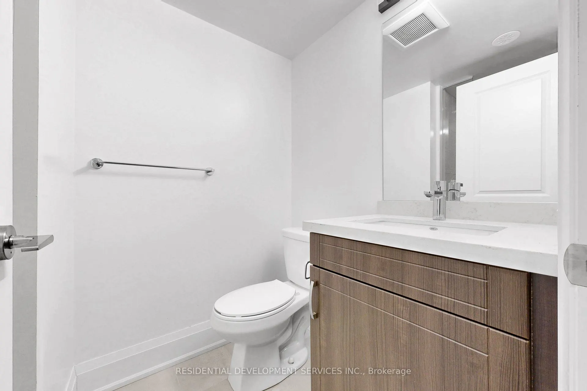 37 Village Parkway #18
